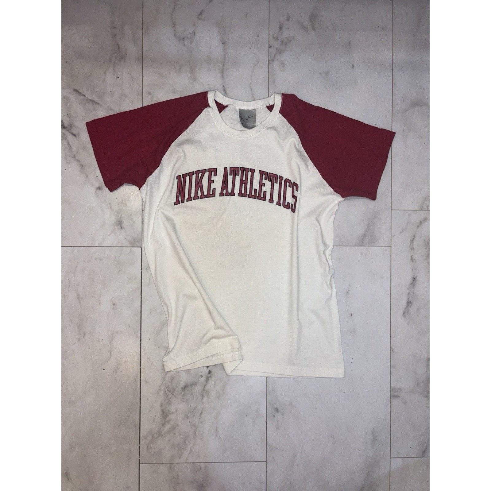 Nike Vintage Y2K Nike Tee Rubber Lettering 2000s T-Shirt Unisex Size US XL / EU 56 / 4 - 6 Thumbnail