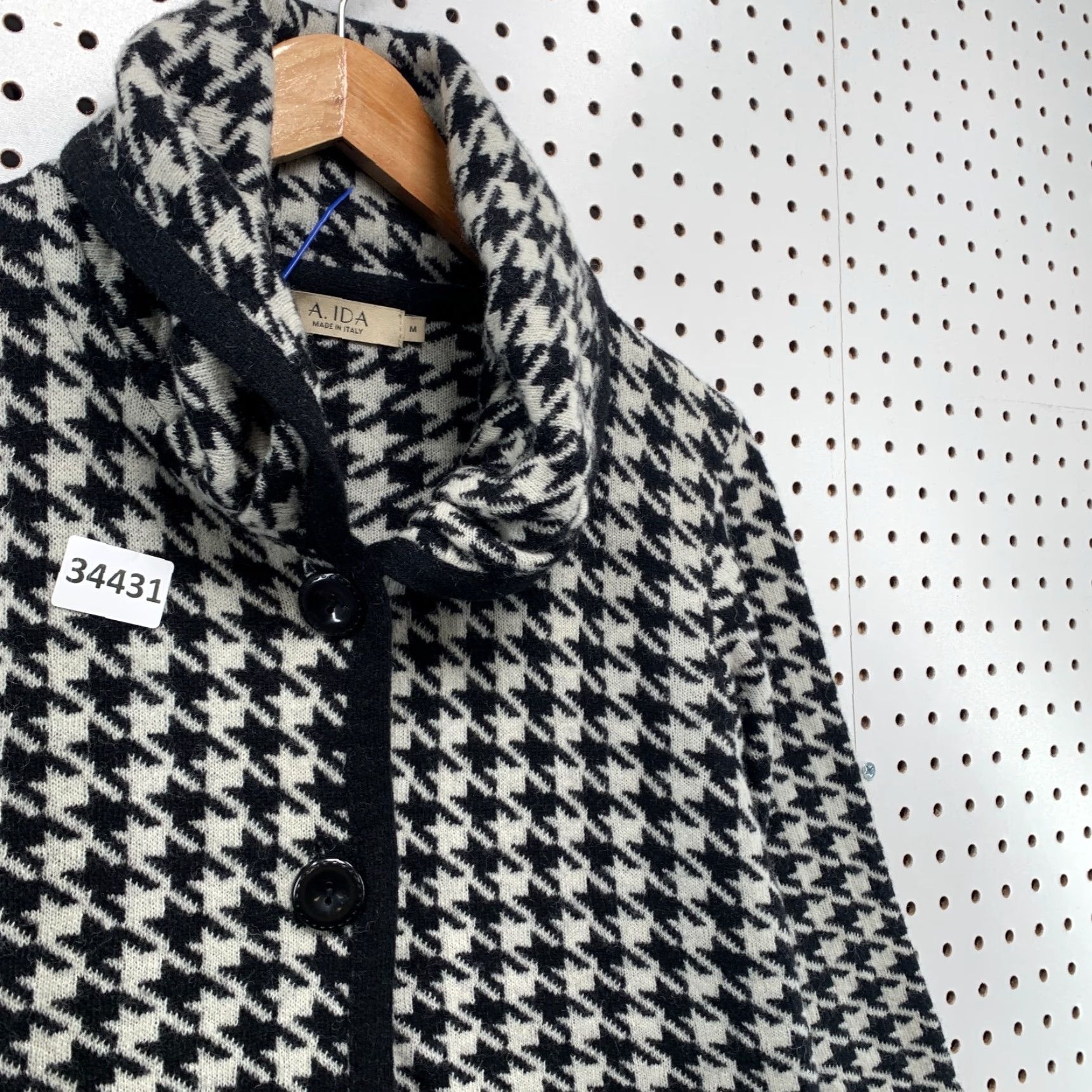 Vintage VINTAGE A IDA Italy Houndstooth Wool Blend Jacket Womens M White Black Adult Jacket Medium White Black Womens Size M / US 6-8 / IT 42-44 - 7 Thumbnail