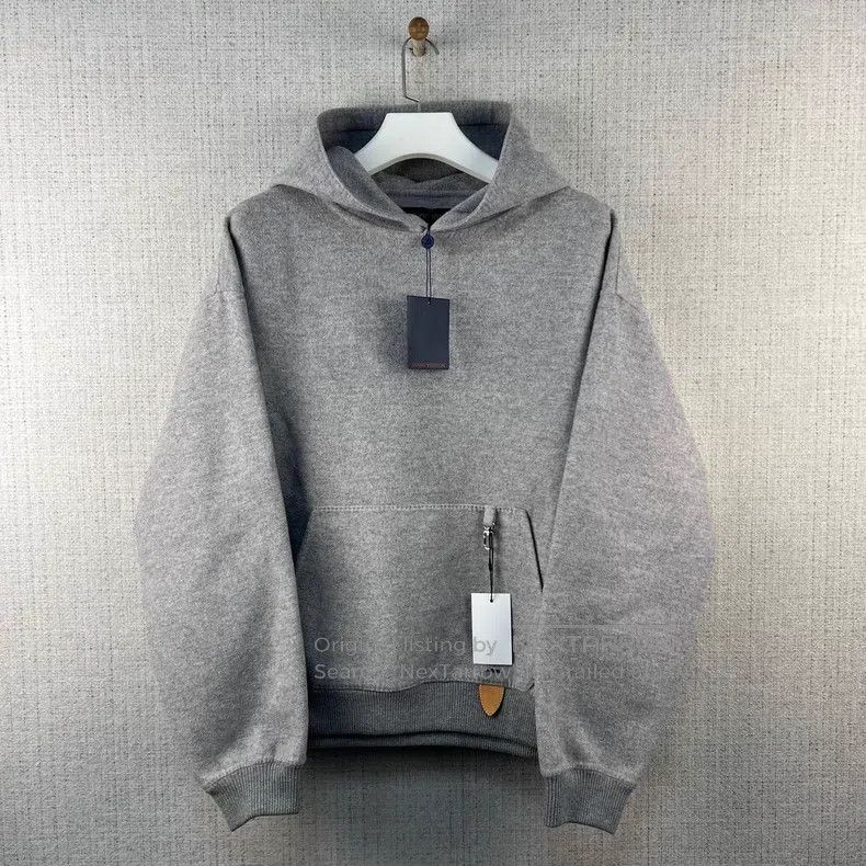 Louis Vuitton Louis Vuitton Solid cashmere-blend hooded sweatshirt Size US L / EU 52-54 / 3 - 1 Thumbnail