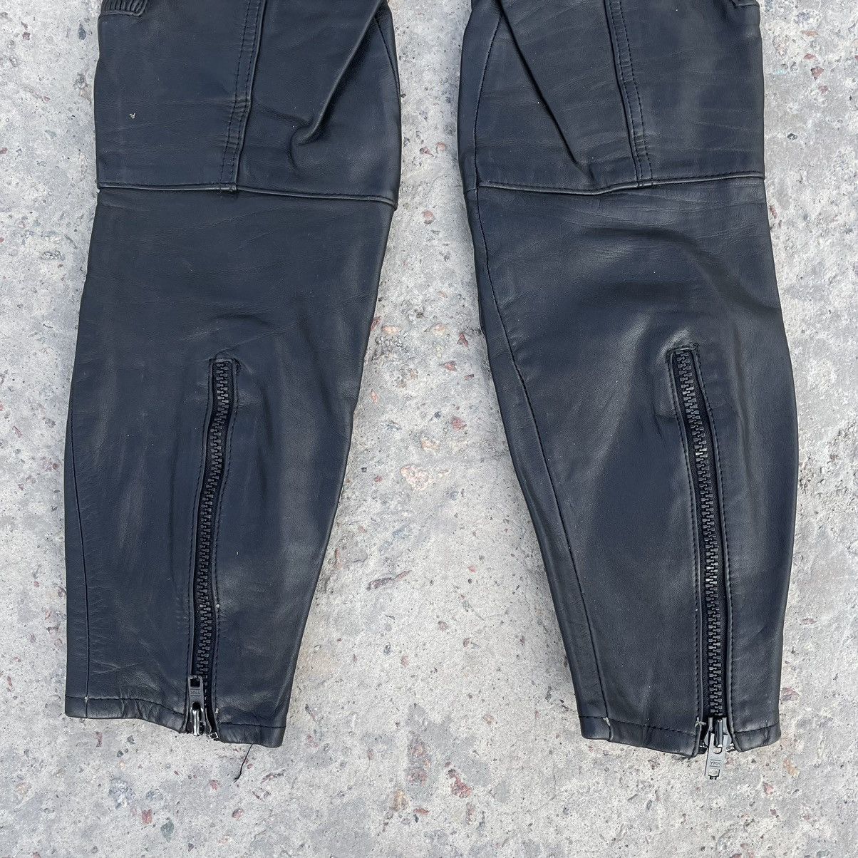 Vintage Vintage Moto Leather Pants 29 Size USA Y2K 90s Size US 29 - 8 Thumbnail