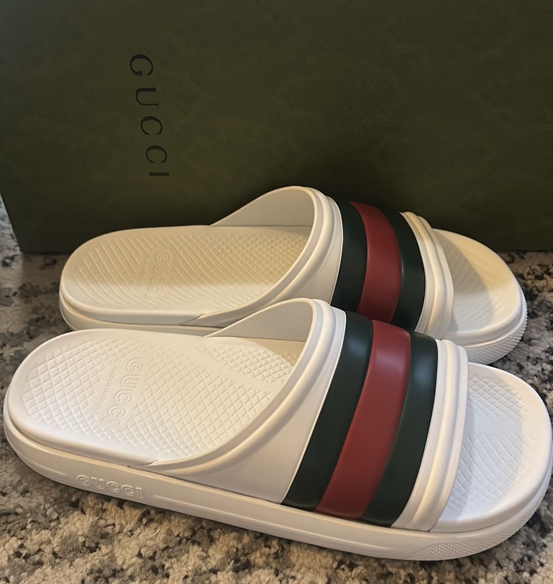 Gucci Gucci Web Slide Sandal size 7 Size US 7 / EU 40 - 3 Thumbnail