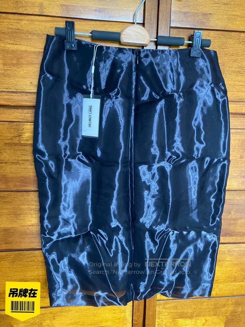 Helmut Lang Helmut Lang size 6 Tech fabric black pencil skirt Size 23" - 4 Thumbnail
