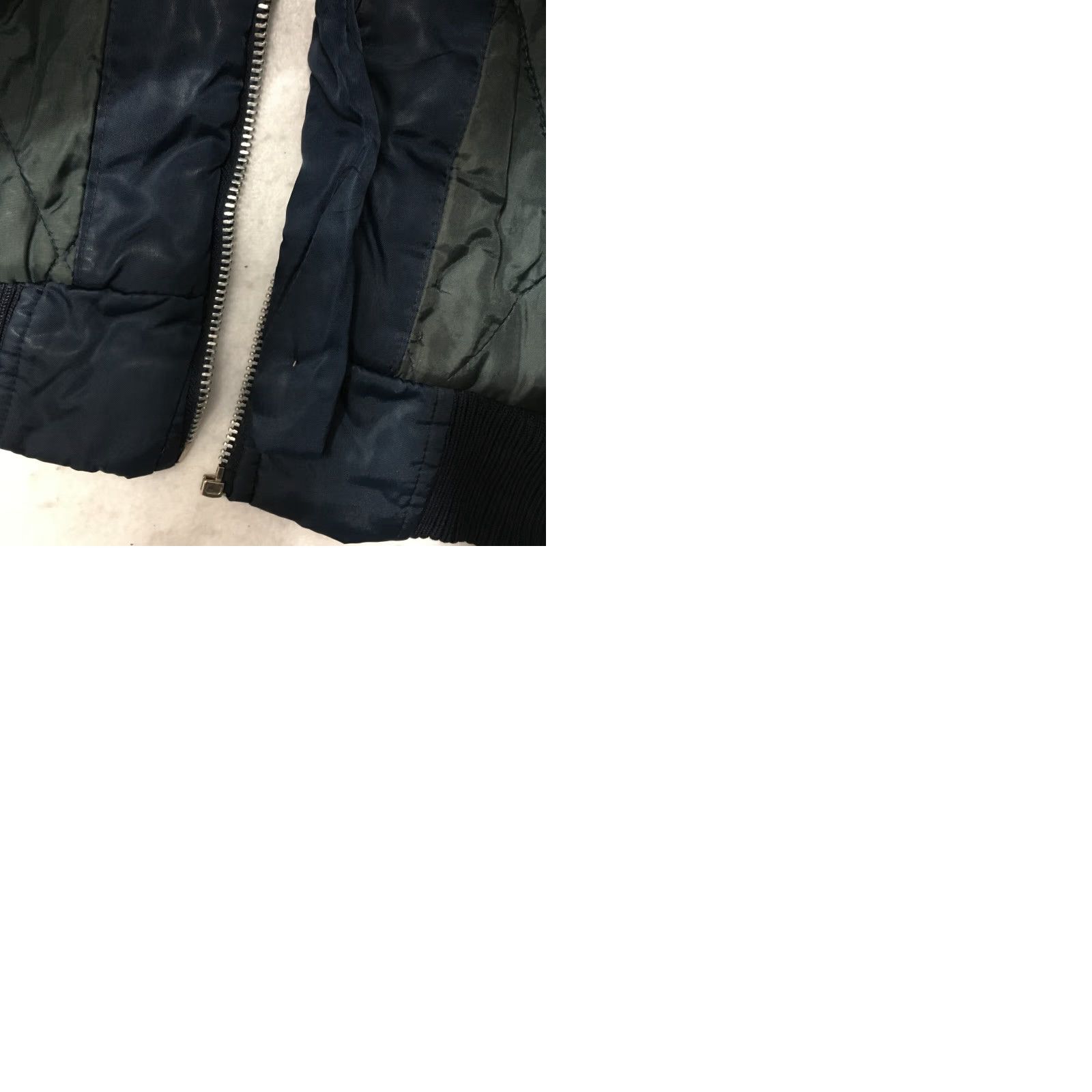 Vintage VINTAGE lion Security Police Bomber Jacket XL Blue Nylon Fur Collar Tuffy Topper Mens Size US XL / EU 56 / 4 - 9 Thumbnail