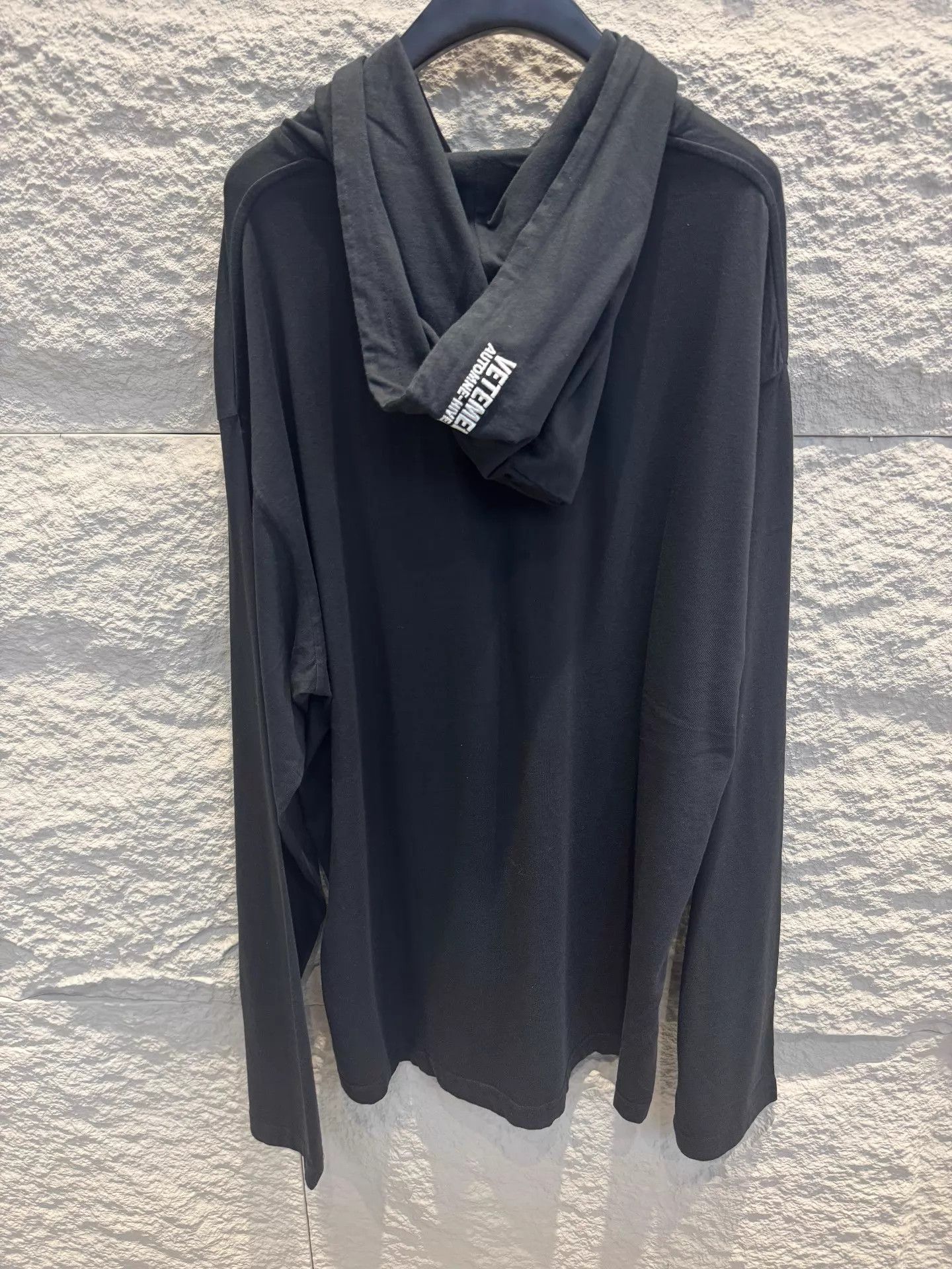 Vetements Vetements Titanic Print Hoodie Black L (NWT) Size US L / EU 52-54 / 3 - 4 Thumbnail