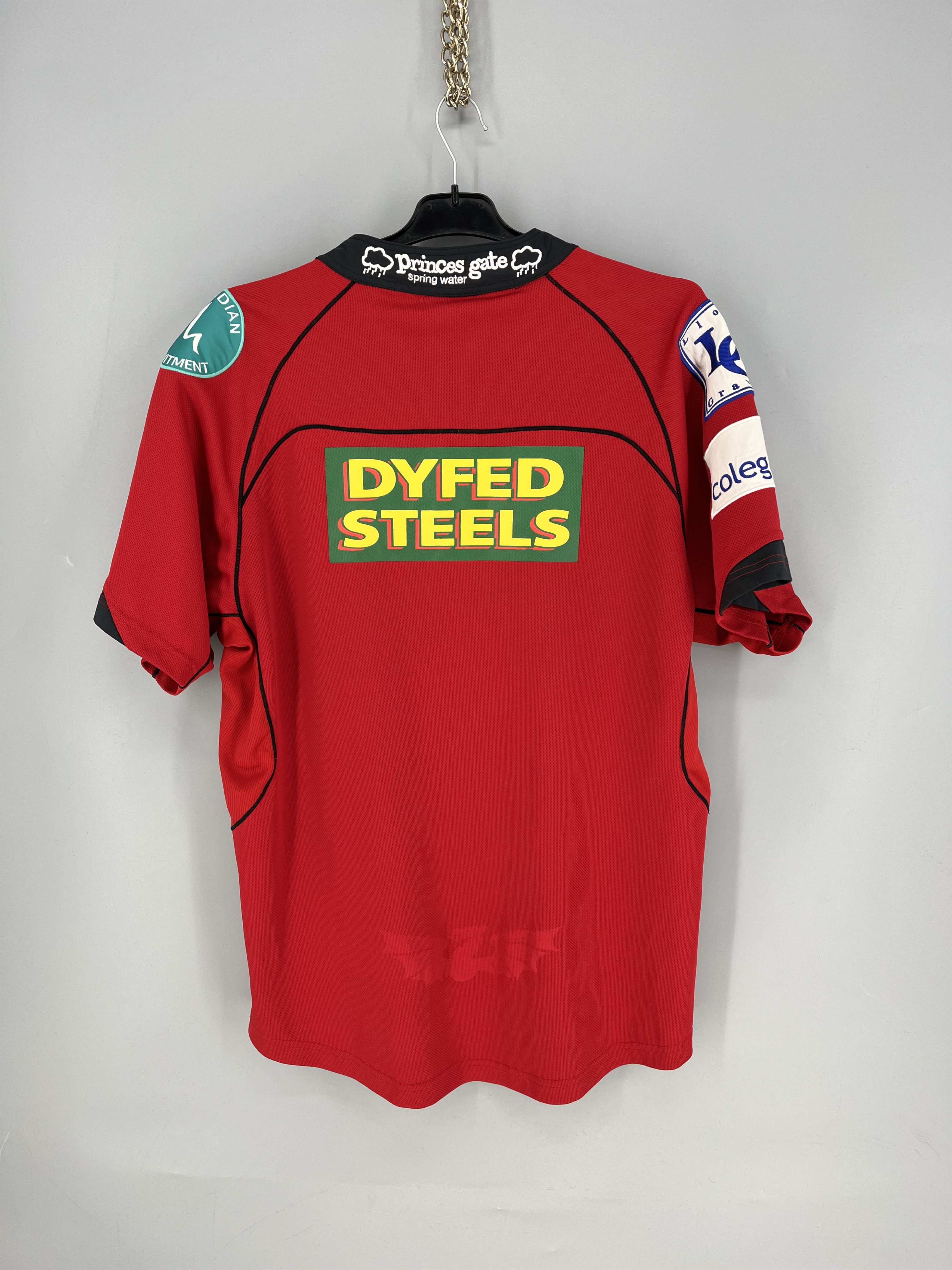 Vintage Llanelli Scarlets Rugby Home Shirt 2007/2008 - Kooga Size XL Size US XL / EU 56 / 4 - 12 Thumbnail