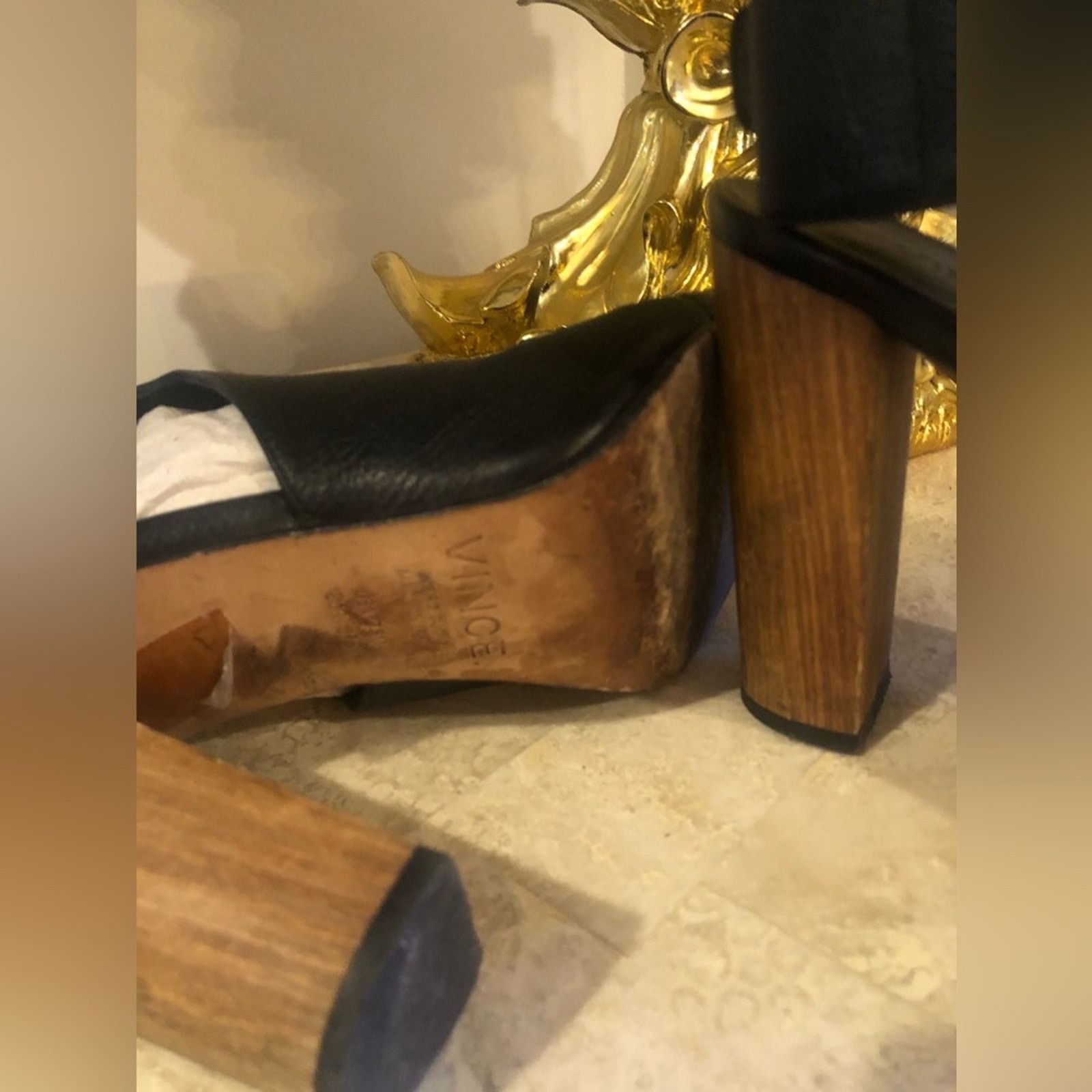Vince Vince. Open heal leather strap thick heel Size US 7.5 / IT 37.5 - 12 Thumbnail