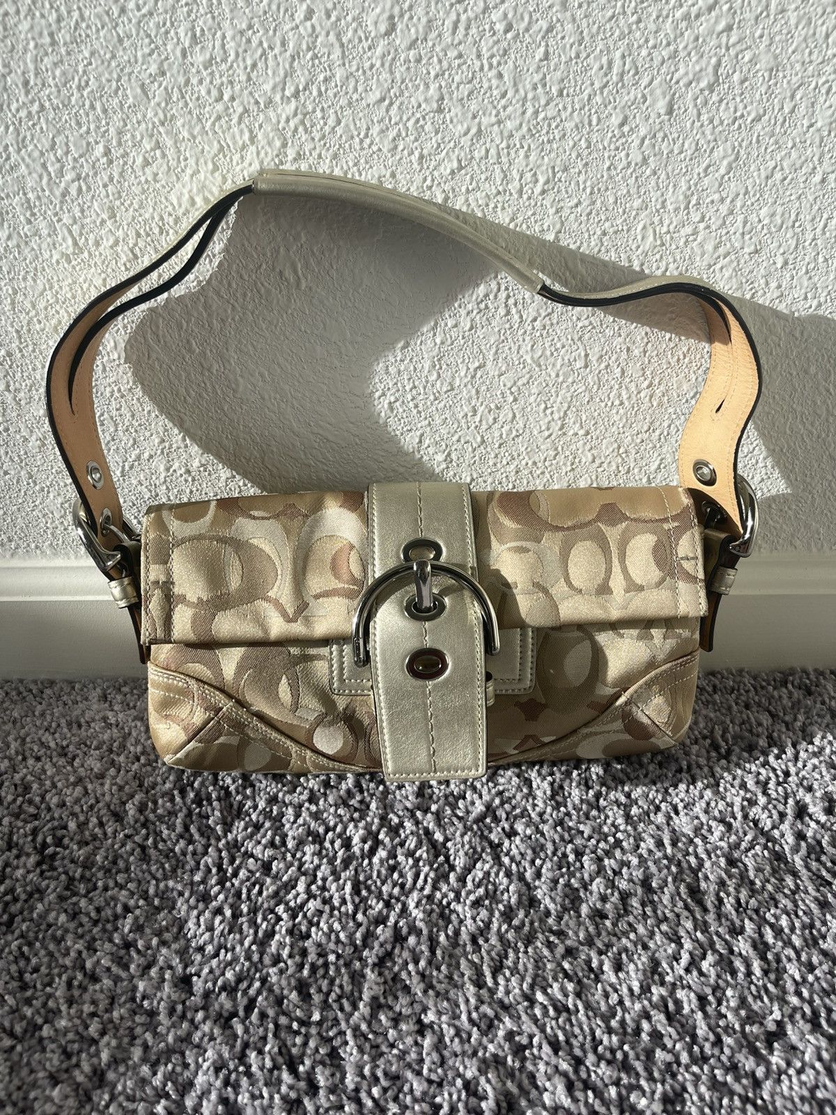 Coach Coach Soho Signature Buckle Shoulder Bag Size ONE SIZE - 1 Thumbnail