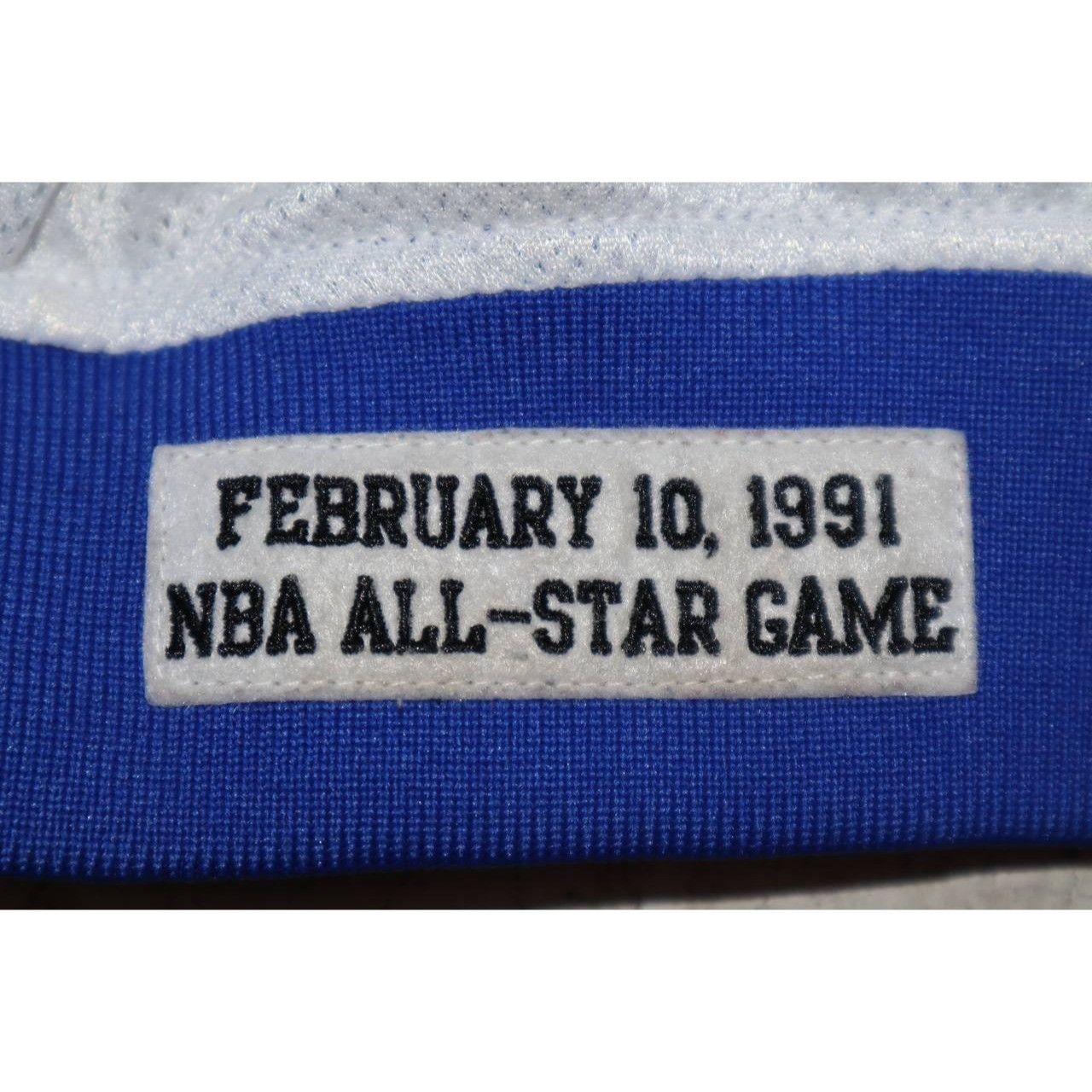 Mitchell & Ness Mitchell & Ness 1991 NBA All-Star Warm Up Jacket - White M Size US M / EU 48-50 / 2 - 8 Thumbnail