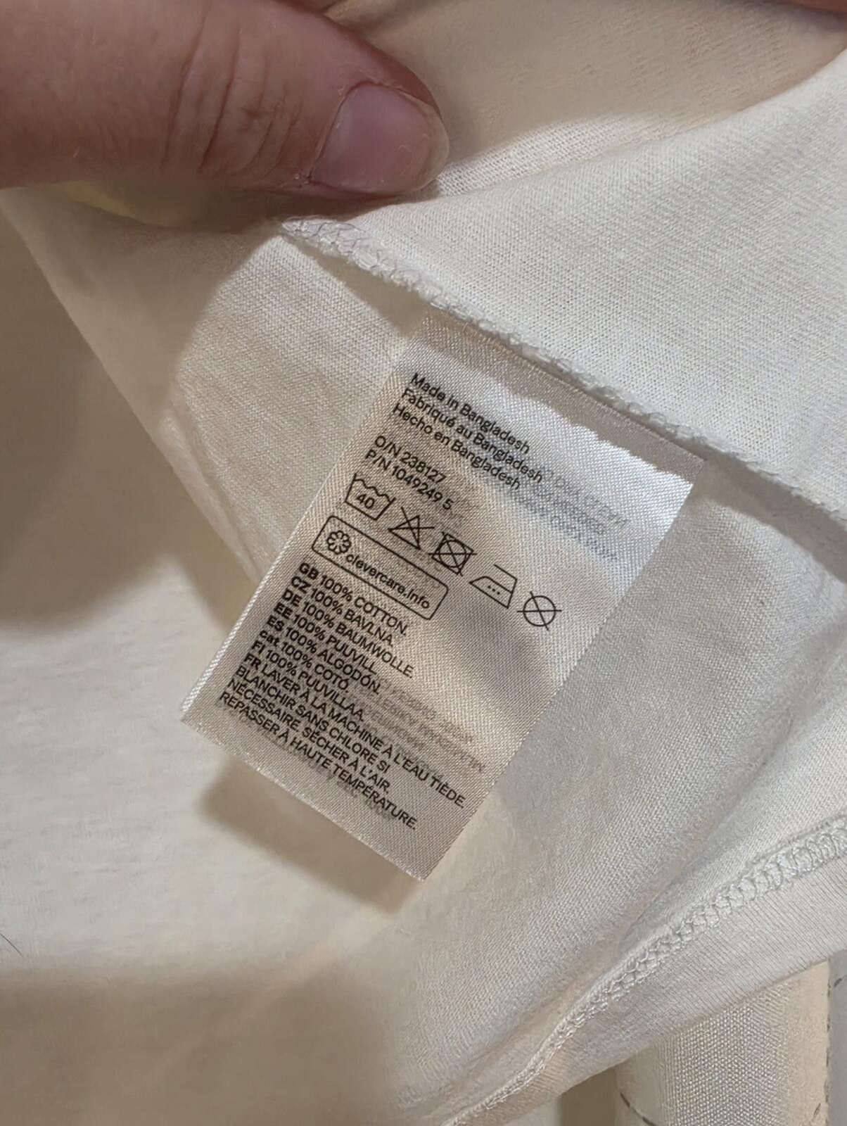 H&M H&M Tee Size M / US 6-8 / IT 42-44 - 2 Thumbnail