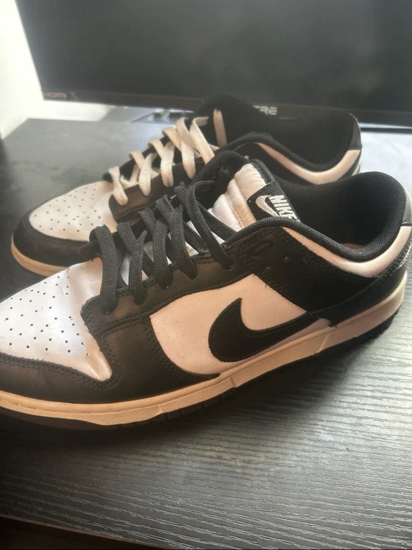 Nike Nike panda dunk lows Size US 11 / EU 44 - 3 Thumbnail
