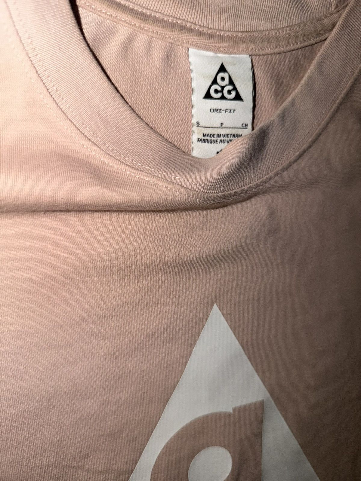 Nike ACG Nike ACG Men’s Small Pink T Shirt DJ3644-601 Size US S / EU 44-46 / 1 - 5 Thumbnail