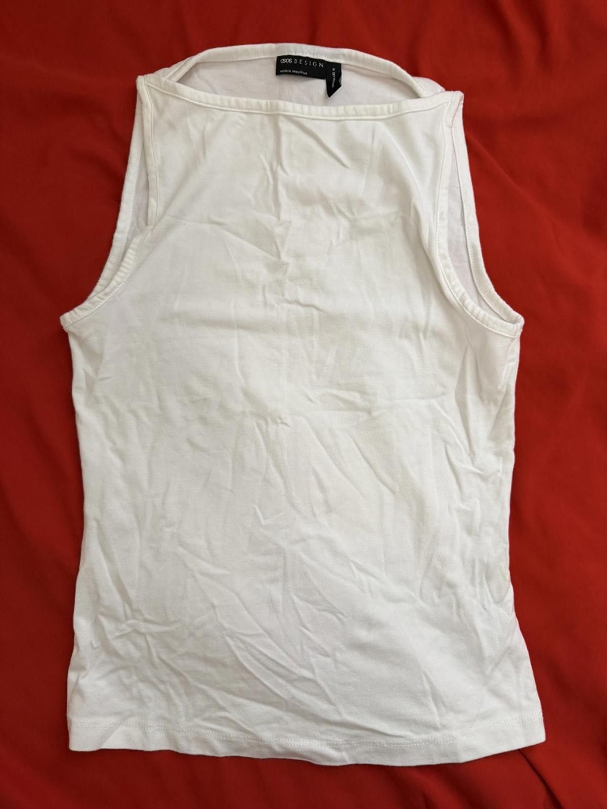 Other ASOS Basic Sleeveless Top in White (US 4) Size S / US 4 / IT 40 - 1 Thumbnail