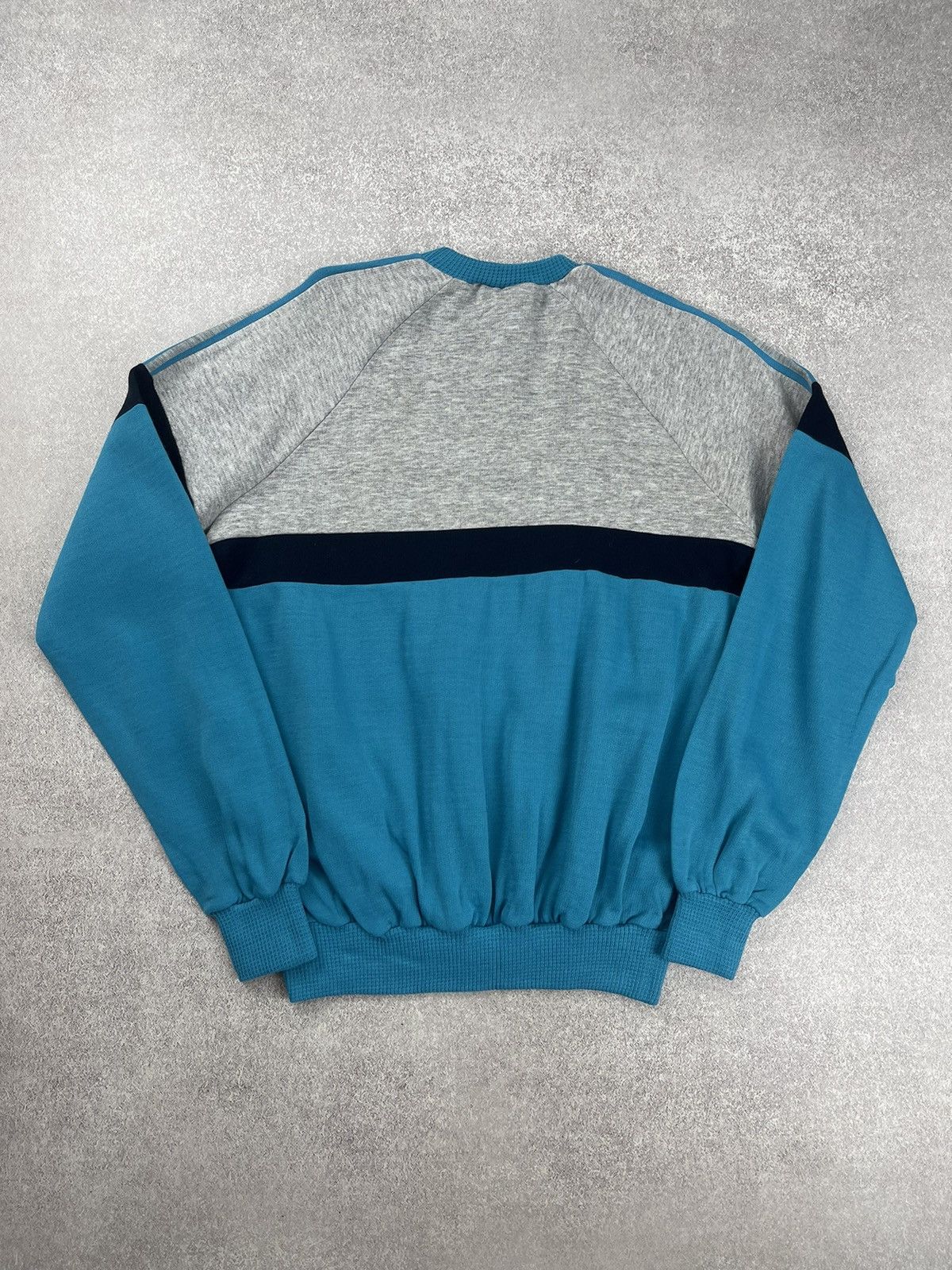 Adidas Vintage Adidas Ventex Retro Tracksuit Made in France Size M Size US M / EU 48-50 / 2 - 8 Thumbnail