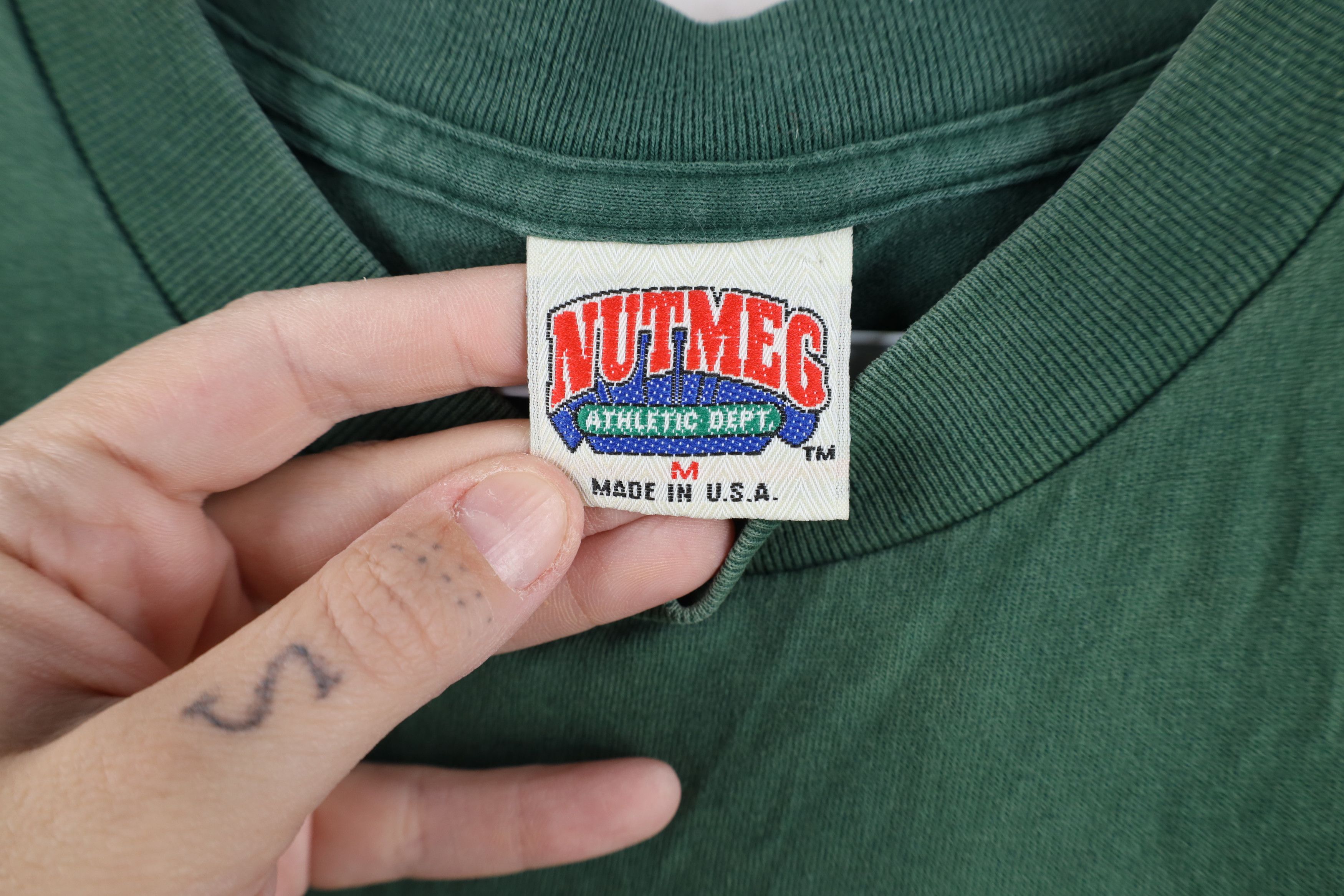Vintage Vintage 90s Spell Out University of Miami T-Shirt Green USA Size US M / EU 48-50 / 2 - 9 Thumbnail