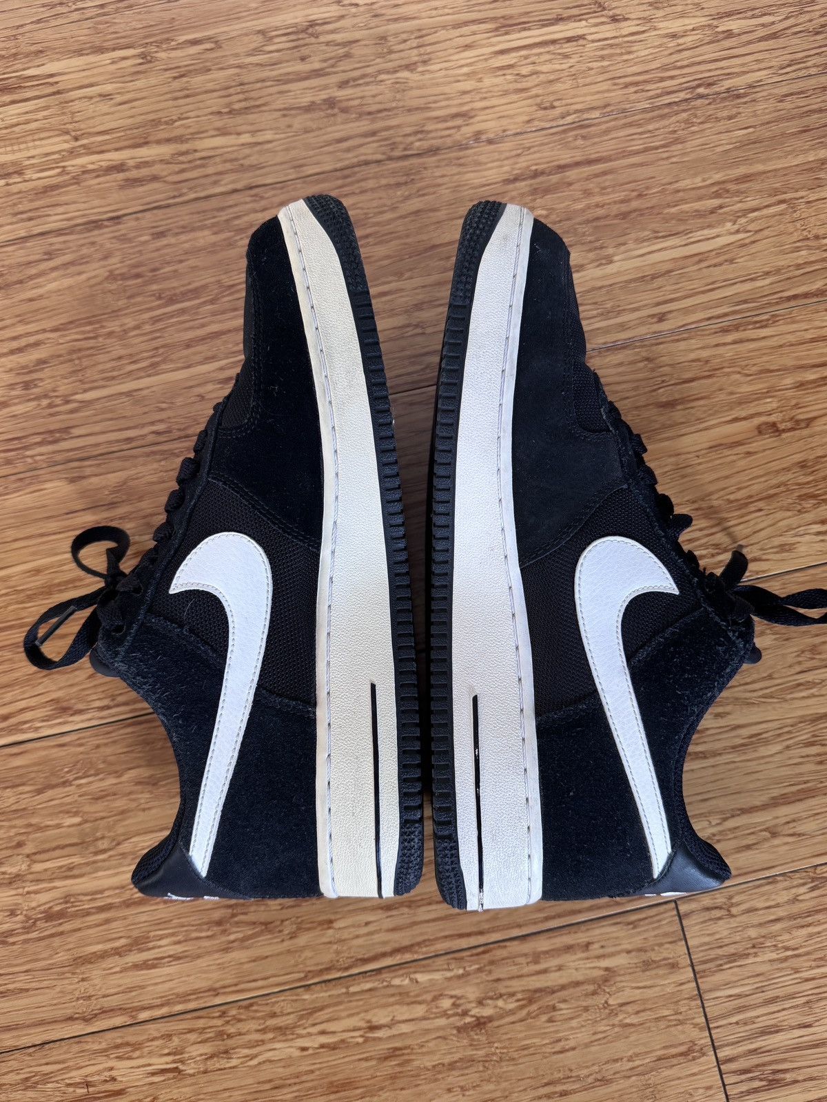 Nike Nike Air Force 1 - Black/White Size US 8.5 / EU 41-42 - 3 Thumbnail