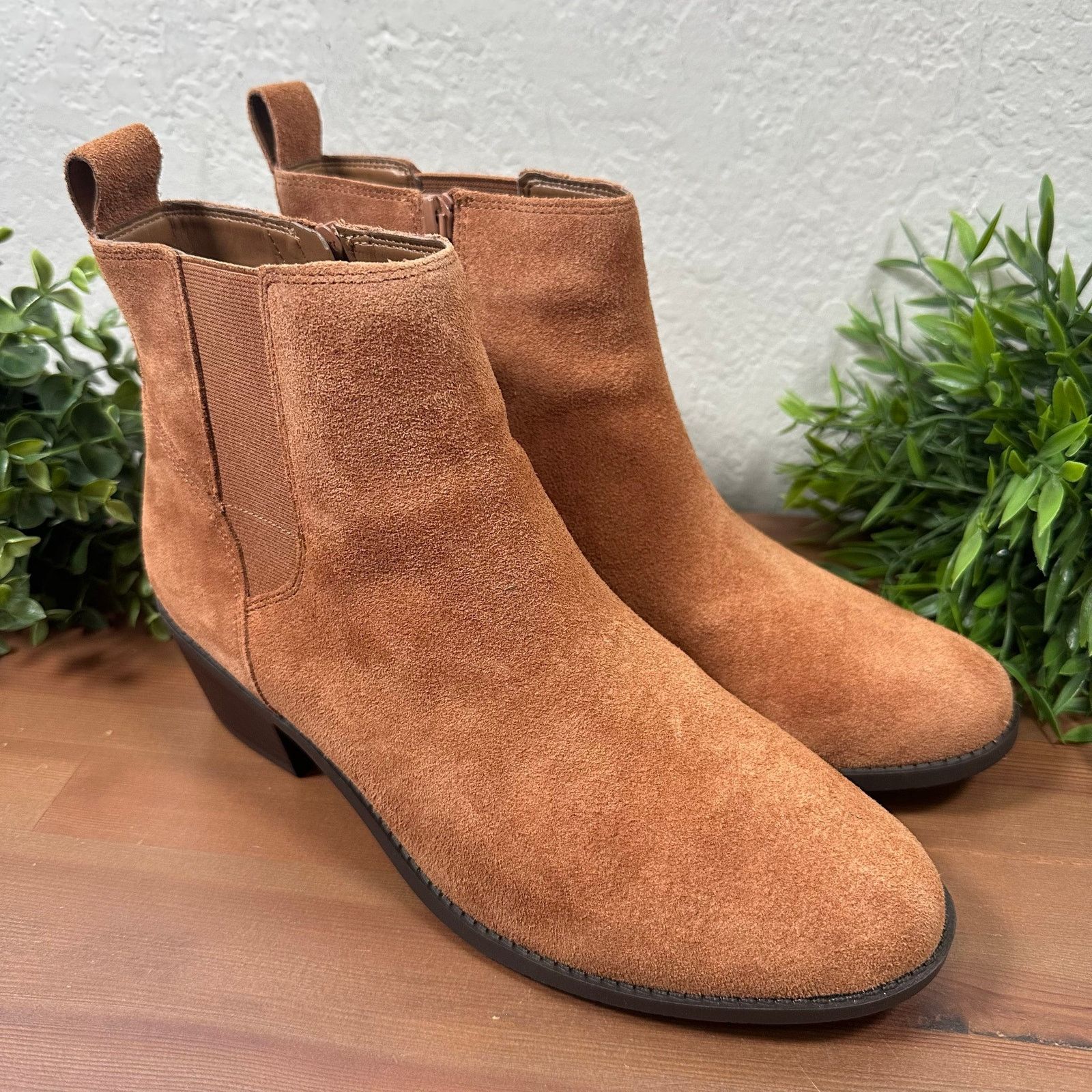 Vionic Vionic Roseland Water-Repellent Suede Ankle Boots Size 10 Size US 10 / IT 40 - 2 Thumbnail