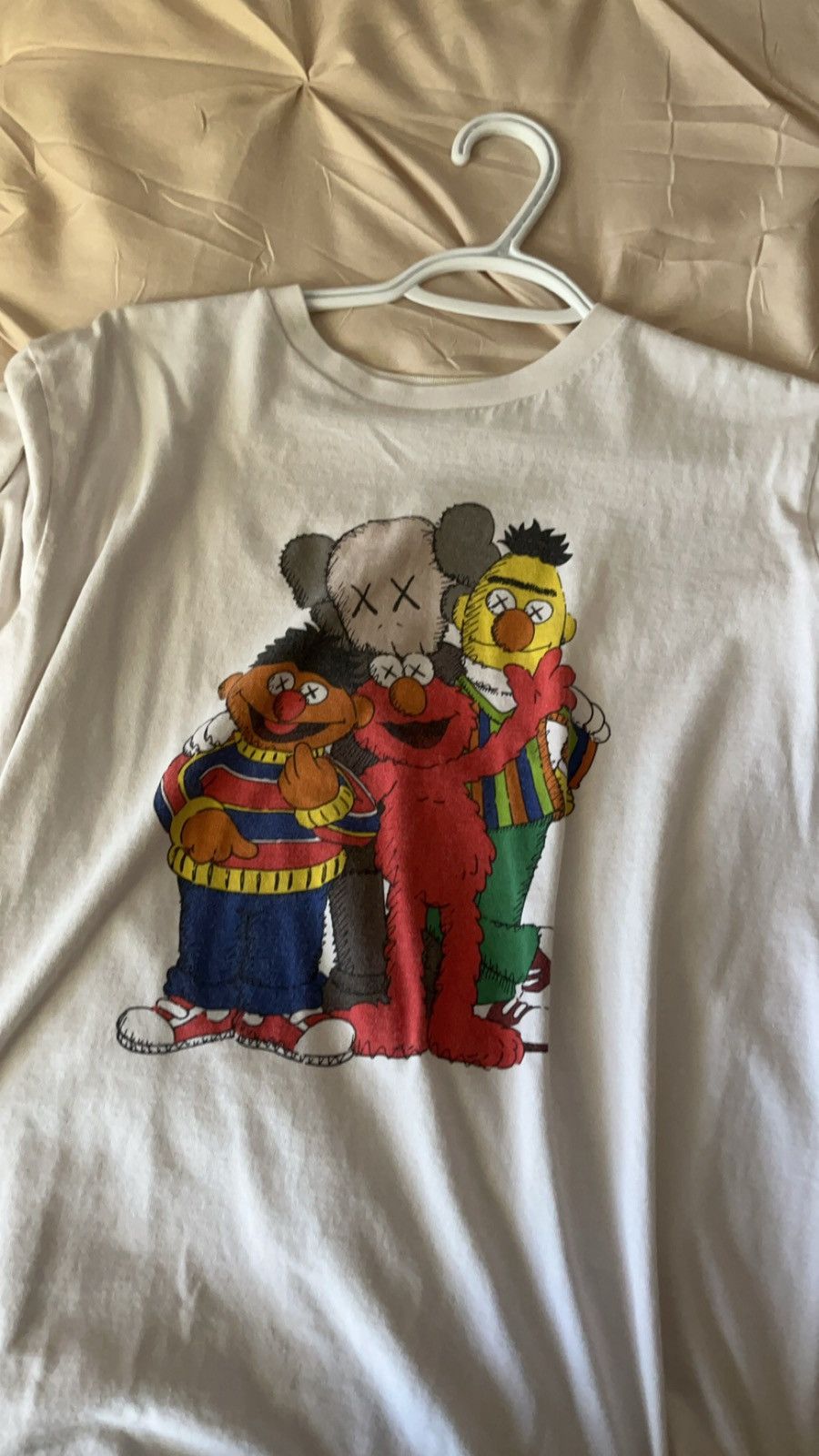 Kaws Kaws Sesame Street Size US M / EU 48-50 / 2 - 1 Thumbnail