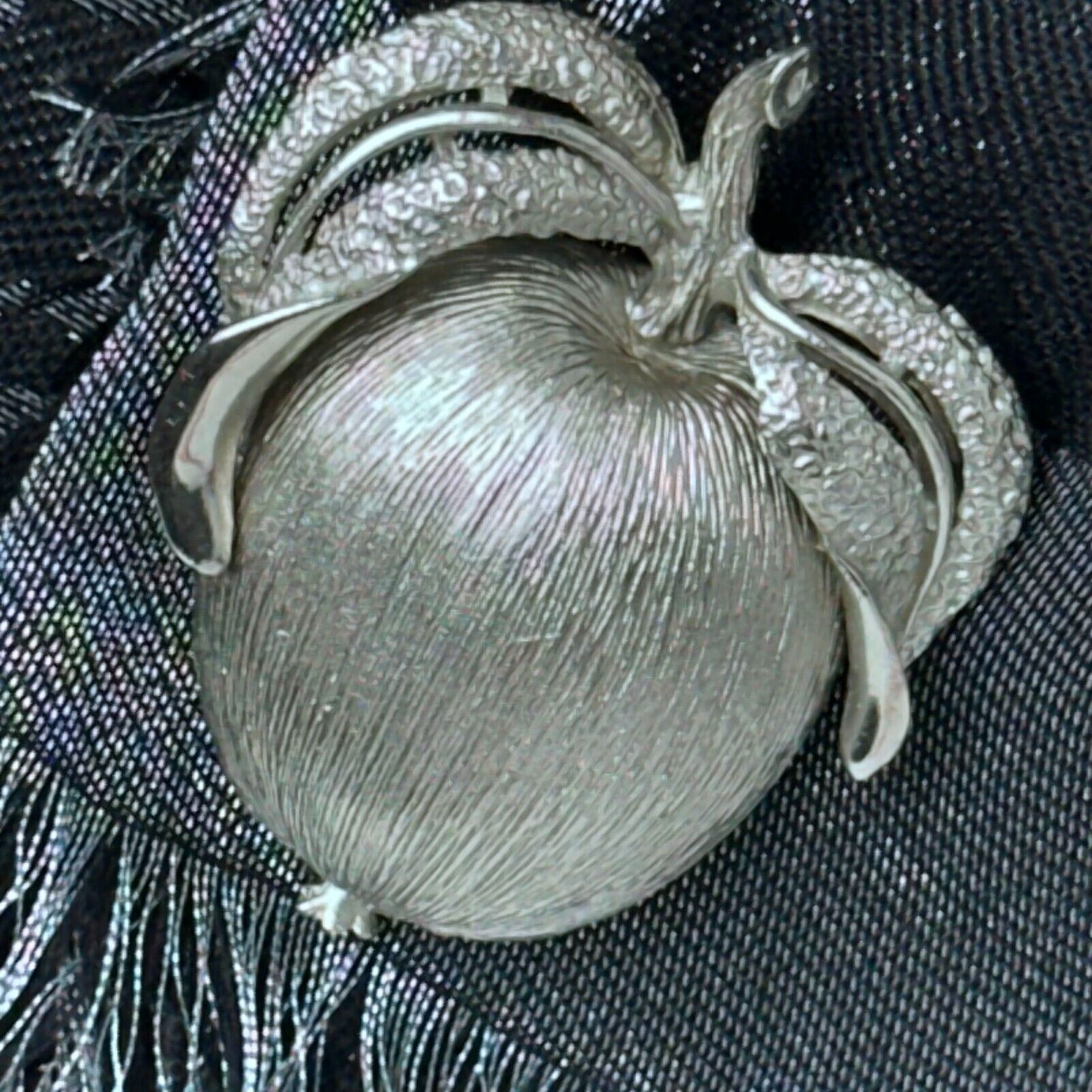 Other Sarah Coventry Vintage Silver Tone Apple Delight Brooch Pin Size ONE SIZE - 4 Thumbnail