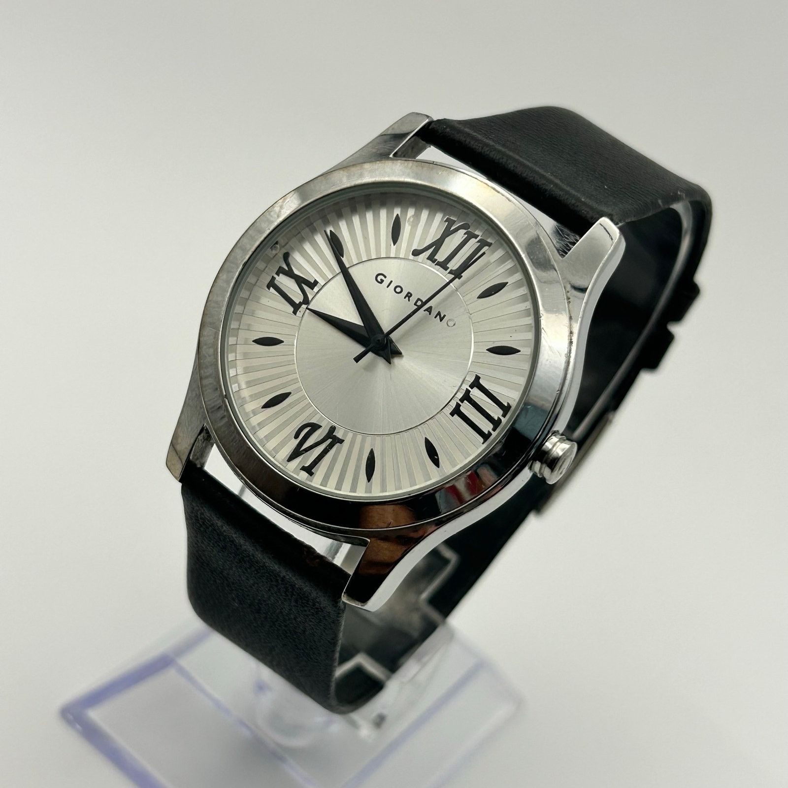 Giordano Giordano Silver Tone Black Leather Unisex Analog Watch Size ONE SIZE - 2 Thumbnail