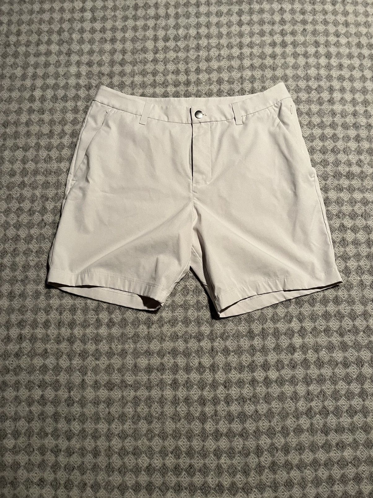 Lululemon Light beige golf style lululemon shorts Size US 33 - 1 Thumbnail