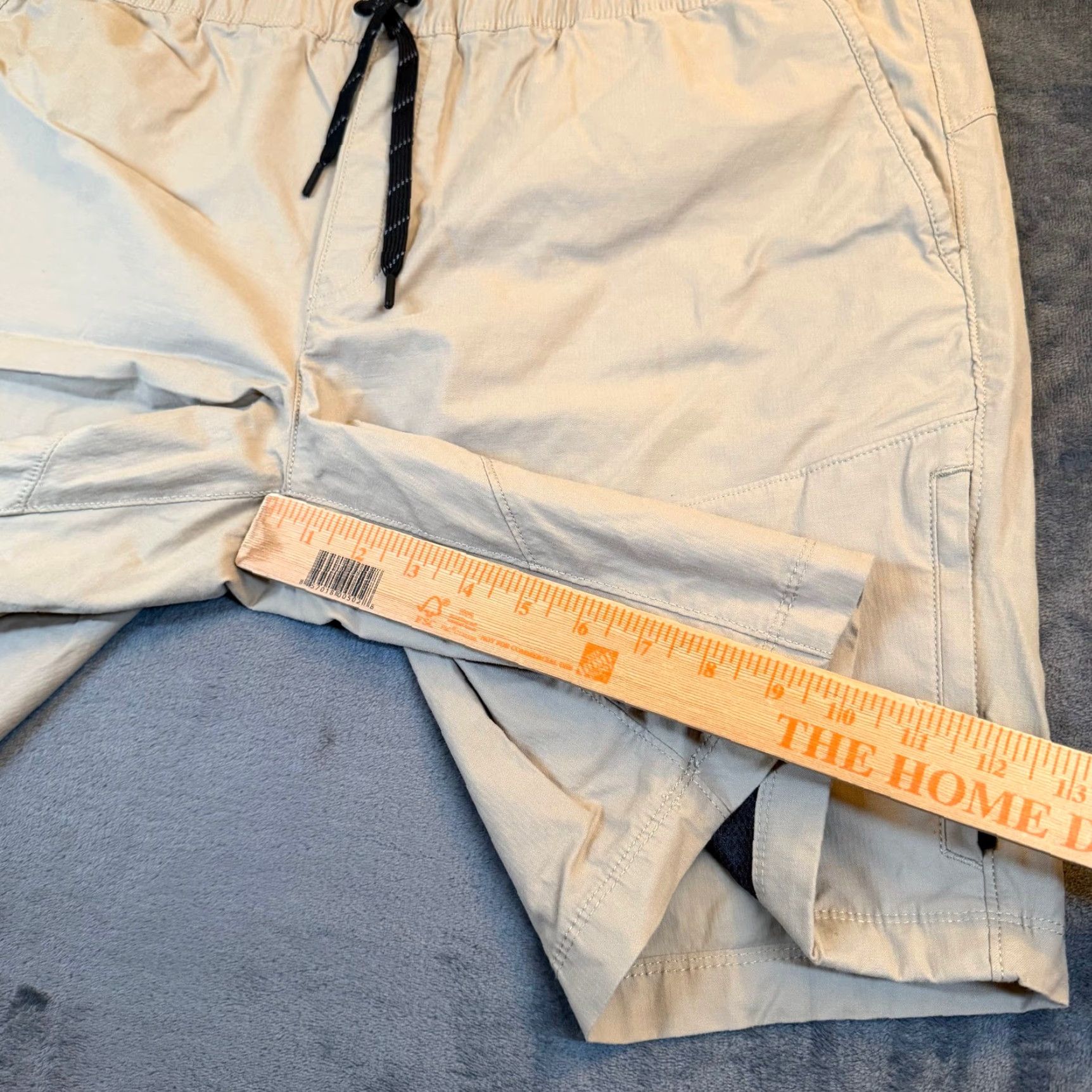Eddie Bauer Eddie Bauer Horizon Guide Shorts Mens 2XL Tan Elastic Waist Lightweight Nylon Chino Casual Travel Mens 2XL Beige Outdoor Stretch Size US 42 / EU 58 - 7 Thumbnail