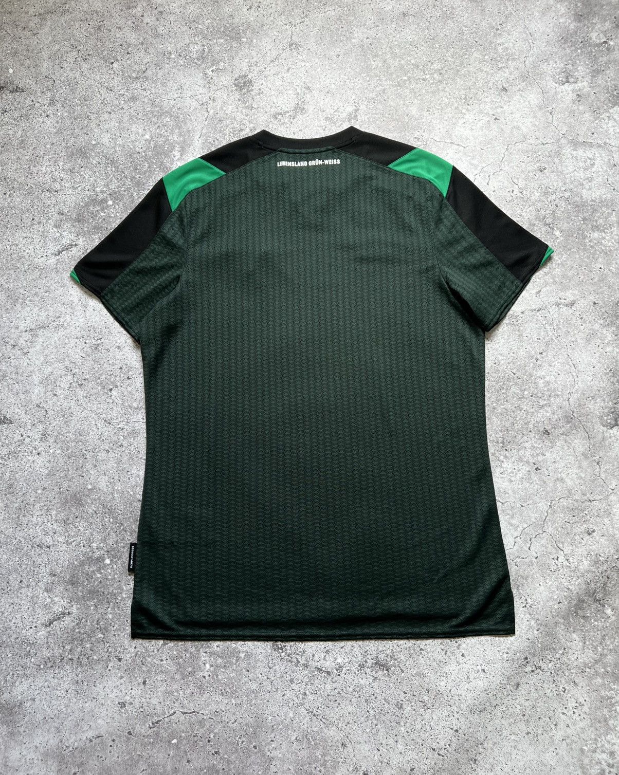 Vintage Umbro FC Werder Bremen 21/22 Football Soccer Shirt Trikot Size US L / EU 52-54 / 3 - 10 Thumbnail