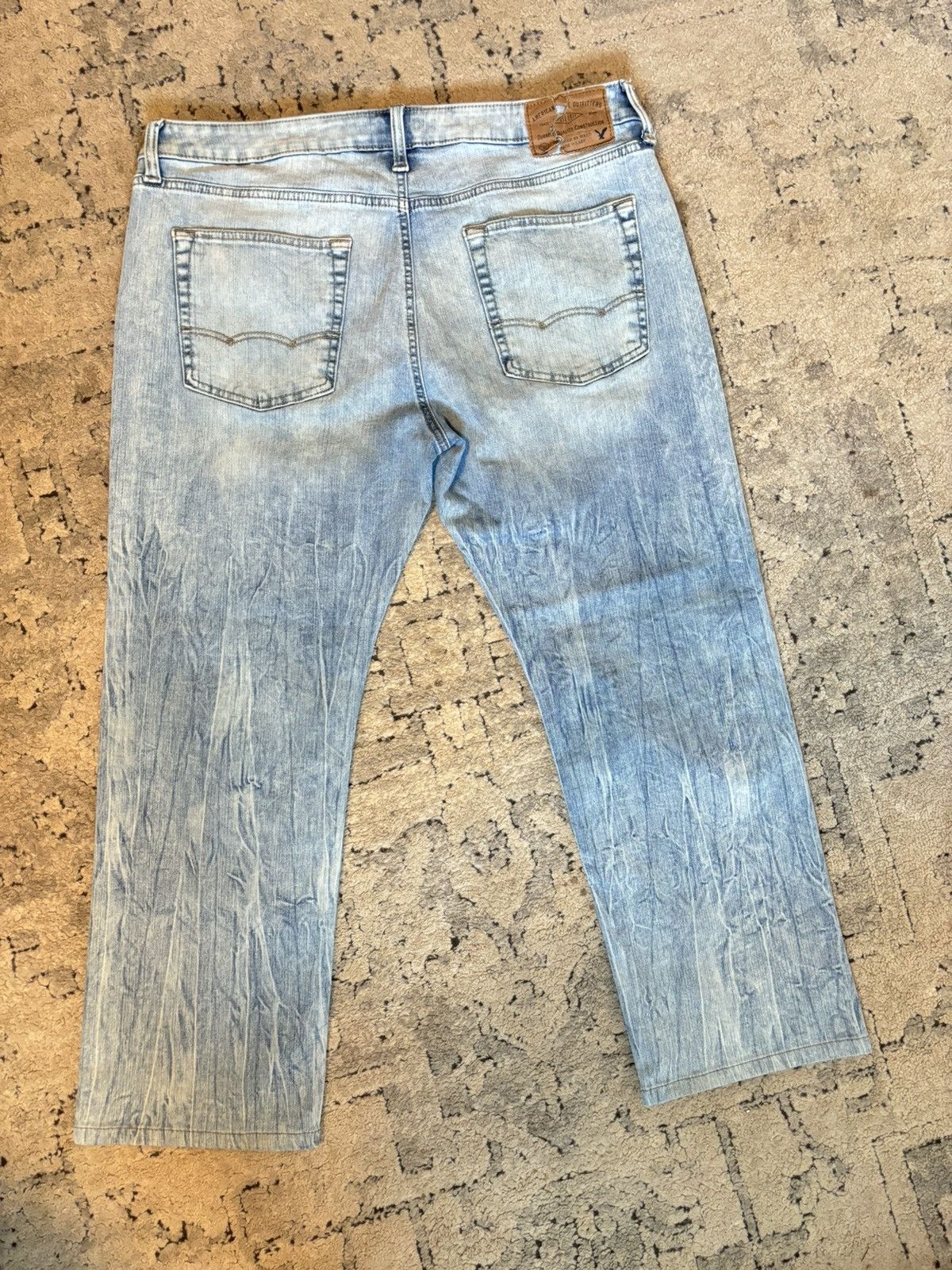 American Eagle Outfitters 36x30 Lightwash Jeans Size US 30 / EU 46 - 2 Thumbnail