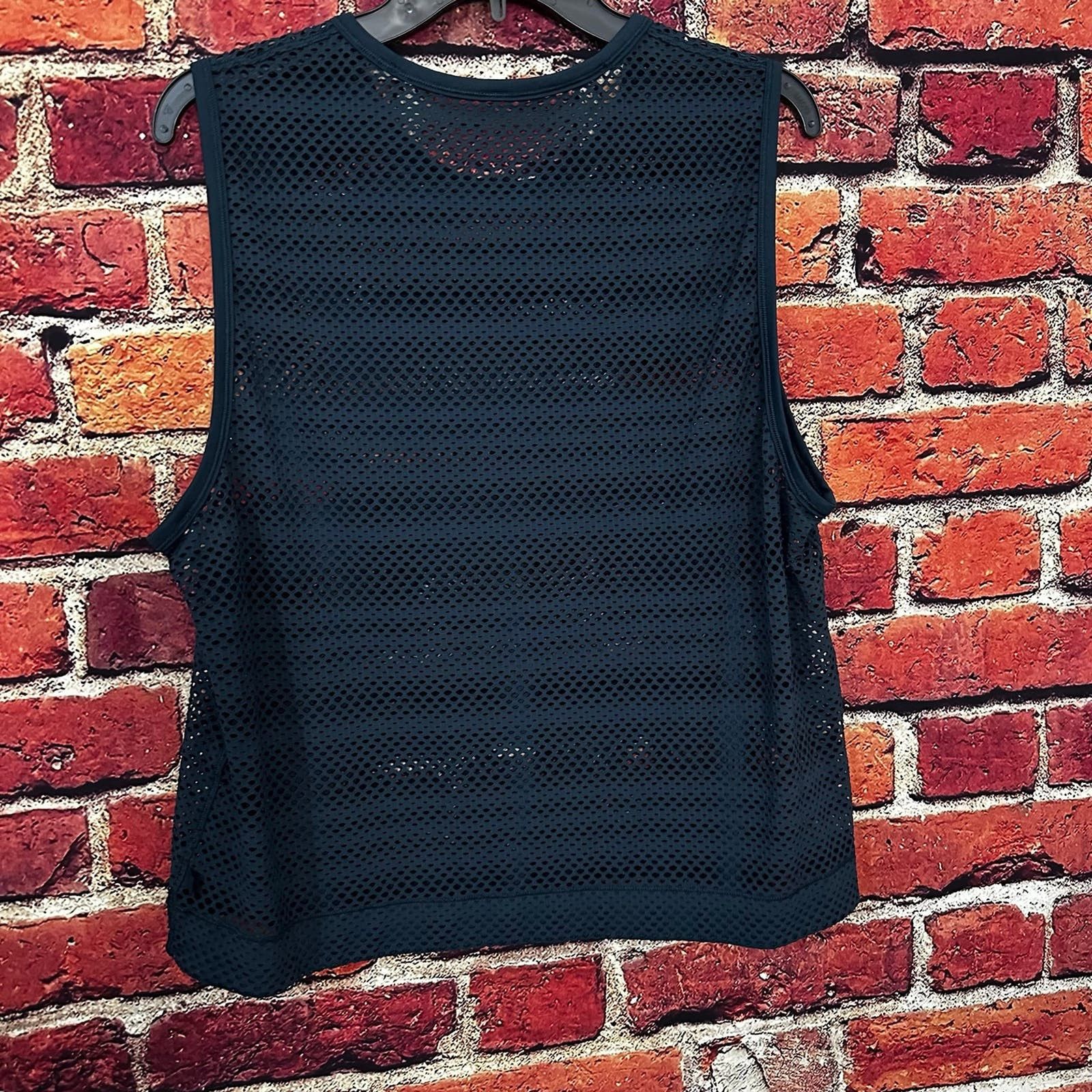 Lululemon Lululemon Tank Top Size L / US 10 / IT 46 - 3 Thumbnail