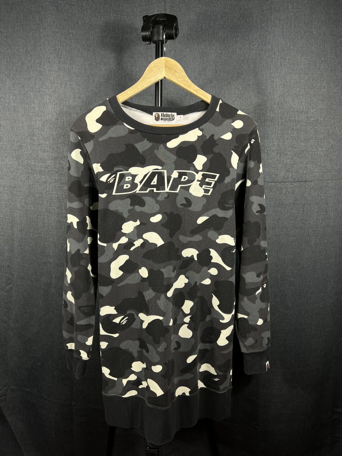 Bape BAPE - City Camo Crewneck Dress (GITD) Size S / US 4 / IT 40 - 1 Thumbnail