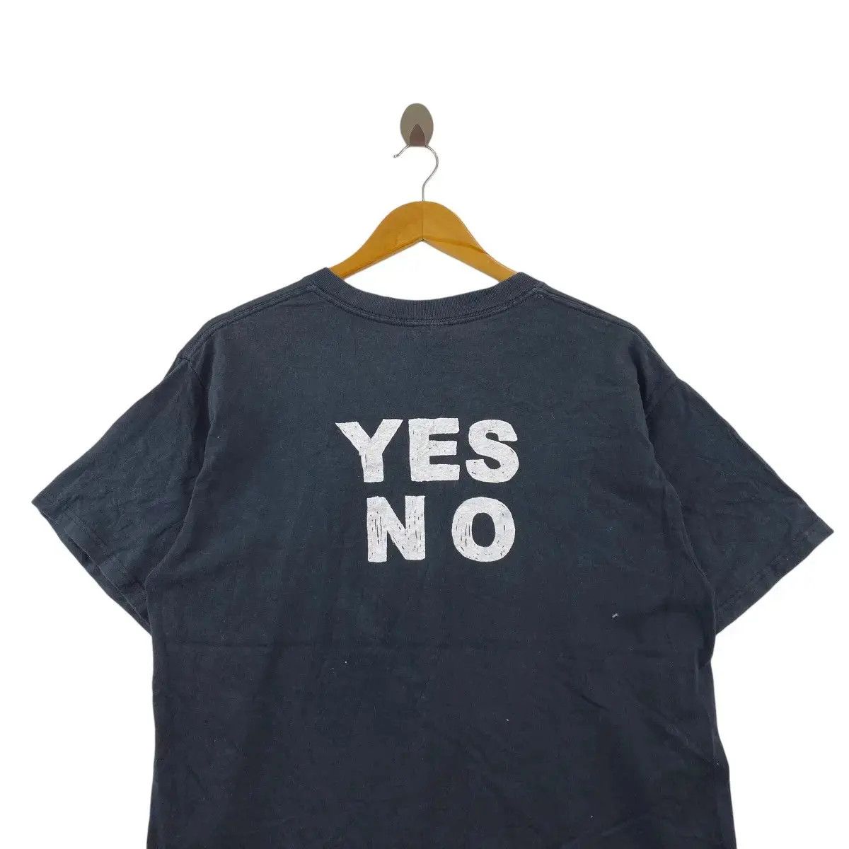 Anvil × Vintage Vintage GOOD INDIAN BAD INDIAN Yes No Parody Tee Shirt Top Size US L / EU 52-54 / 3 - 2 Thumbnail