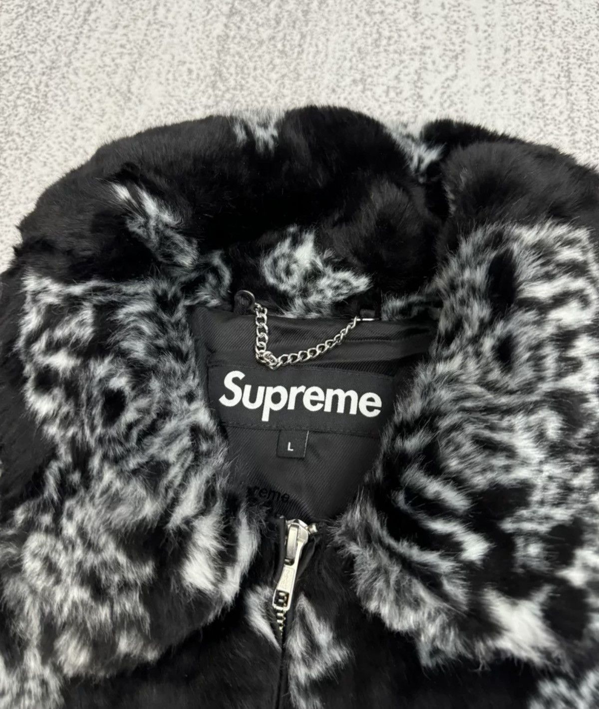 Supreme Supreme bandana Faux Fur bomber jacket black Size US L / EU 52-54 / 3 - 3 Thumbnail