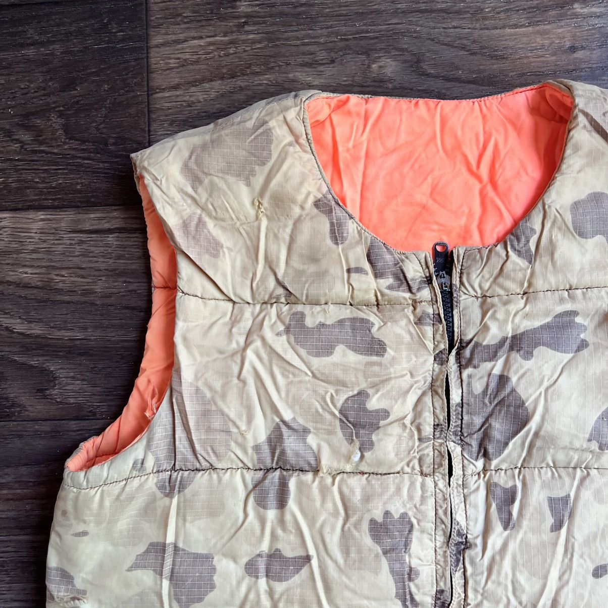 Vintage Vintage Sand Camo Sunfaded Hunting Vest /w Repairs Size US L / EU 52-54 / 3 - 5 Thumbnail