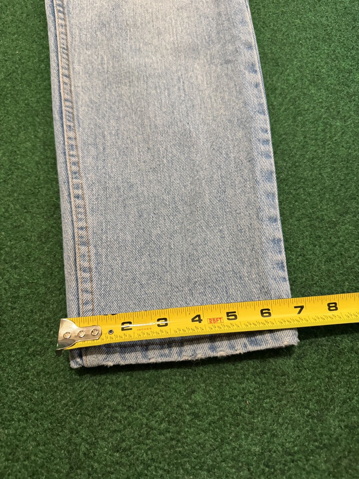 Levi's Vintage Clothing 90s Levi’s 550 Relaxed Distressed Light Wash 31x30 Jeans Size US 31 - 8 Thumbnail