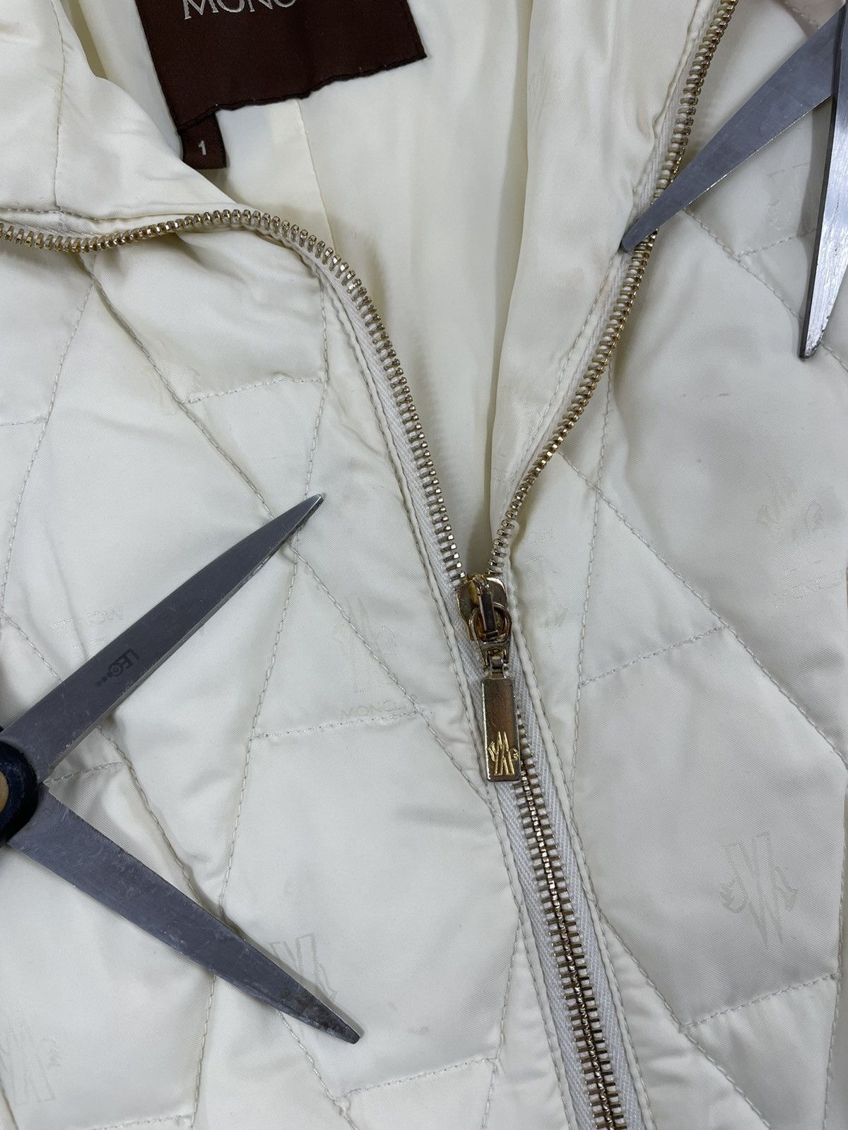 Moncler × Moncler Gamme Bleu RARE VTG MONCLER Multi Logo Fur Neck / Sleeve Puffer Down Jacket Zip Parka Size S / US 4 / IT 40 - 19 Thumbnail