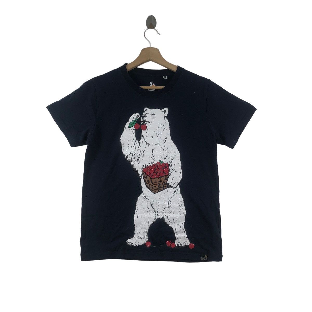Vintage Vintage GO SLOW CARAVAN Apple Bear Outdoor Tee Shirt Top Size US S / EU 44-46 / 1 - 1 Thumbnail