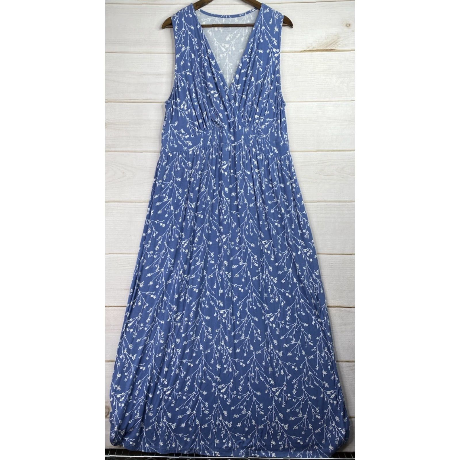 Vintage 41 Hawthorn Maxi Dress 1X Blue Floral V-Neck Sleeveless Knit Rayon Spandex Stretch Casual Summer Spring Fall Women's Maxi Dress Size XL / US 12-14 / IT 48-50 - 2 Thumbnail