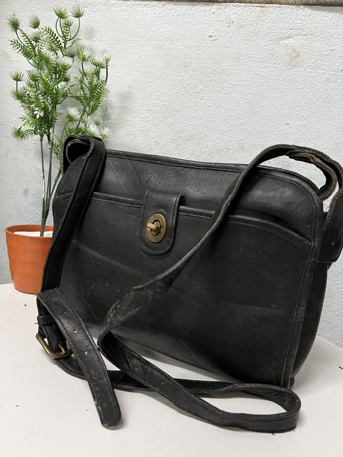 Leather × Vintage Vingage LAURA USA leather Shoulder Size ONE SIZE - 1 Thumbnail