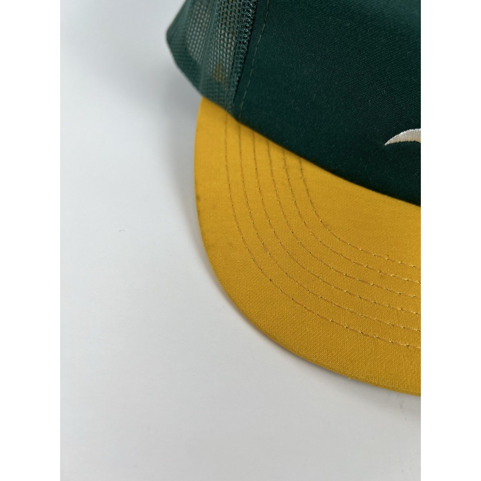 Sports Specialties Vintage Oakland Athletics Sports Specialties Trucker Snapbac Size ONE SIZE - 3 Thumbnail
