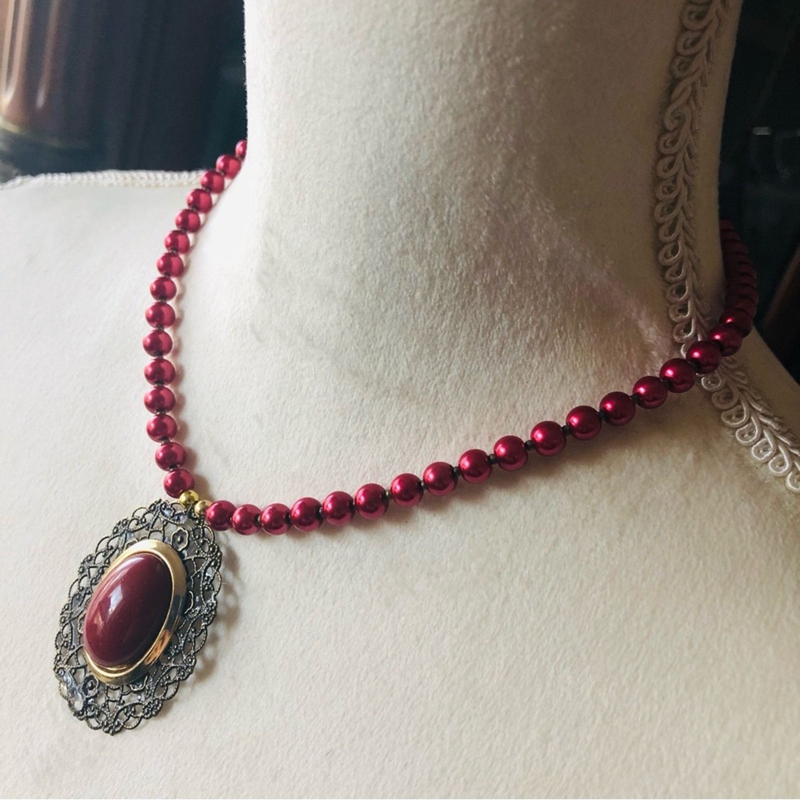 Handmade Handcrafted repurpose red cabochon filigree Pearl necklace Size ONE SIZE - 4 Thumbnail