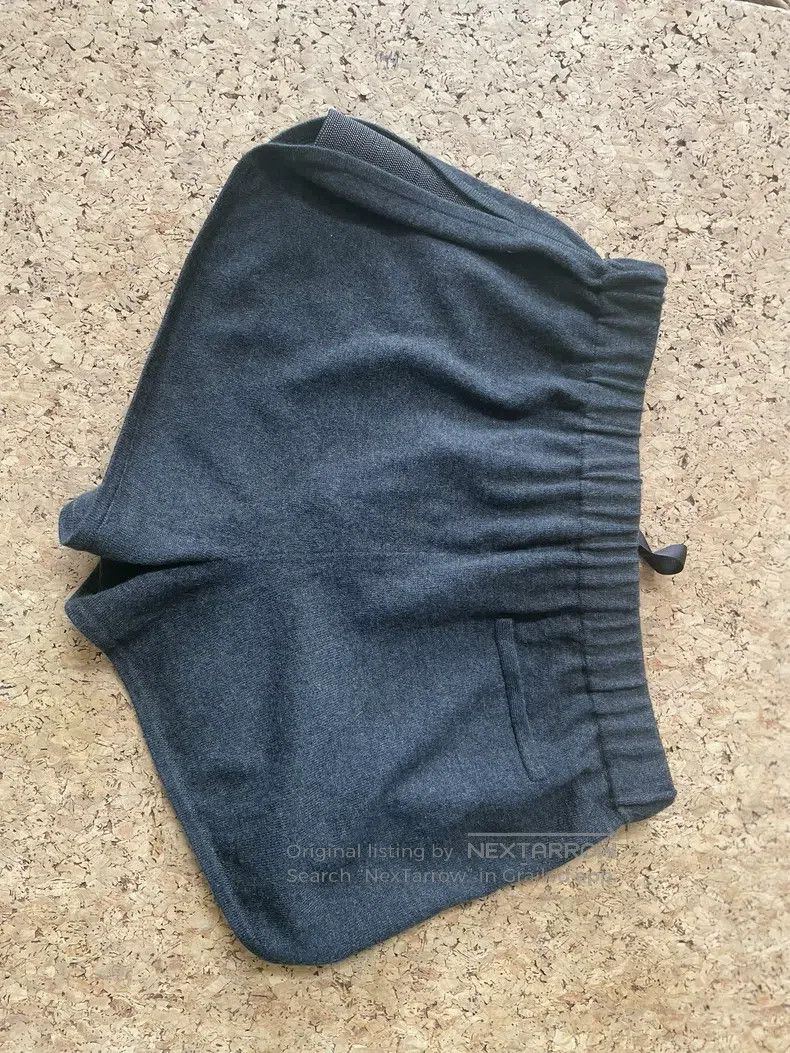Brunello Cucinelli Brunello Cucinelli size M Iron gray beaded cashmere shorts Size 25" / US 0 / IT 36 - 2 Thumbnail