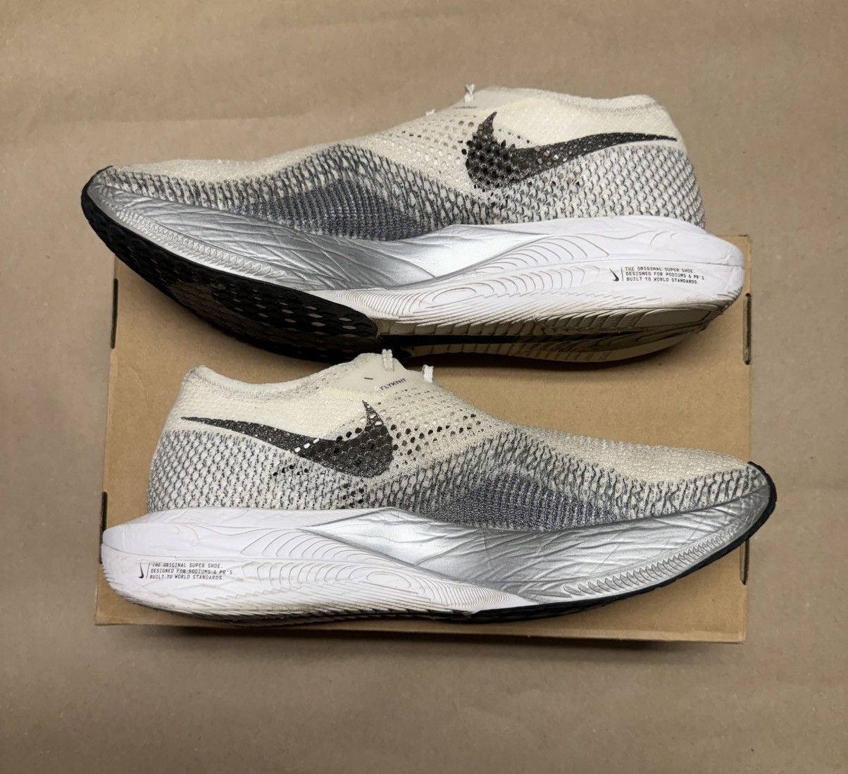 Nike Nike Zoom X Vaporfly Next 3% men’s sz 14 running shoes Rare! Size US 14 / EU 47 - 2 Thumbnail