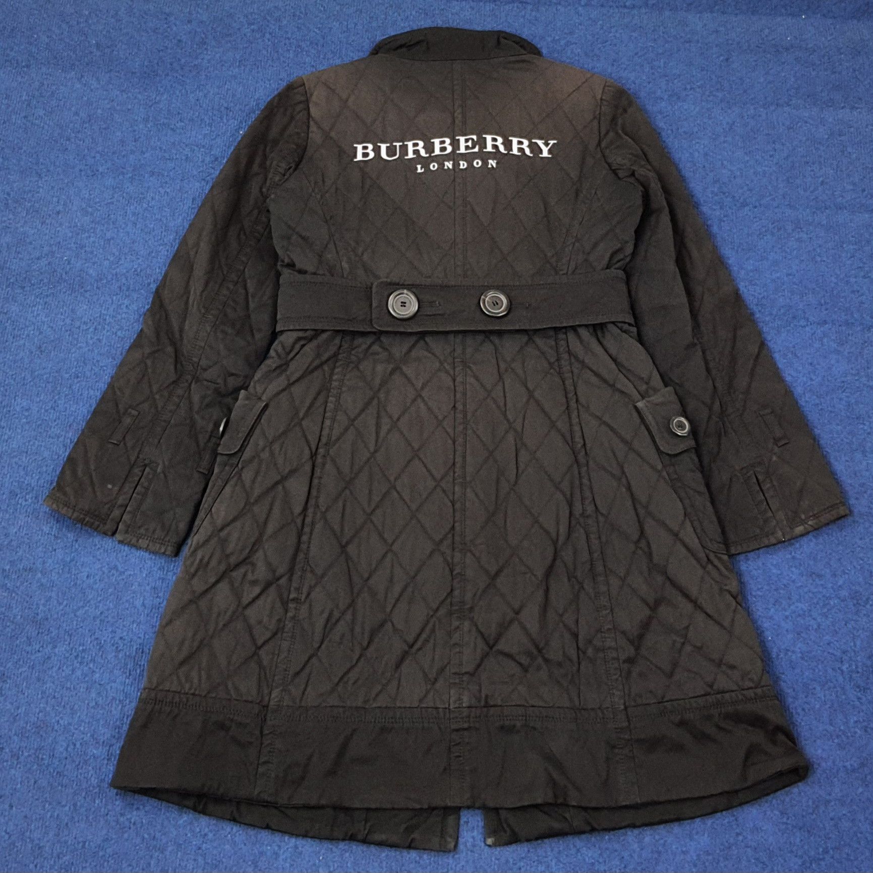 Burberry Vintage Burberry Blue Label Nova Check Jacket C245N17 Size XS / US 0-2 / IT 36-38 - 1 Thumbnail