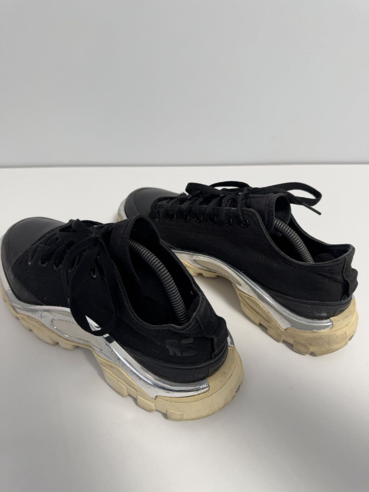 Adidas × Raf Simons Adidas X Raf Simons Rare Black Detroit Runner Low Top Size US 8 / EU 41 - 11 Thumbnail