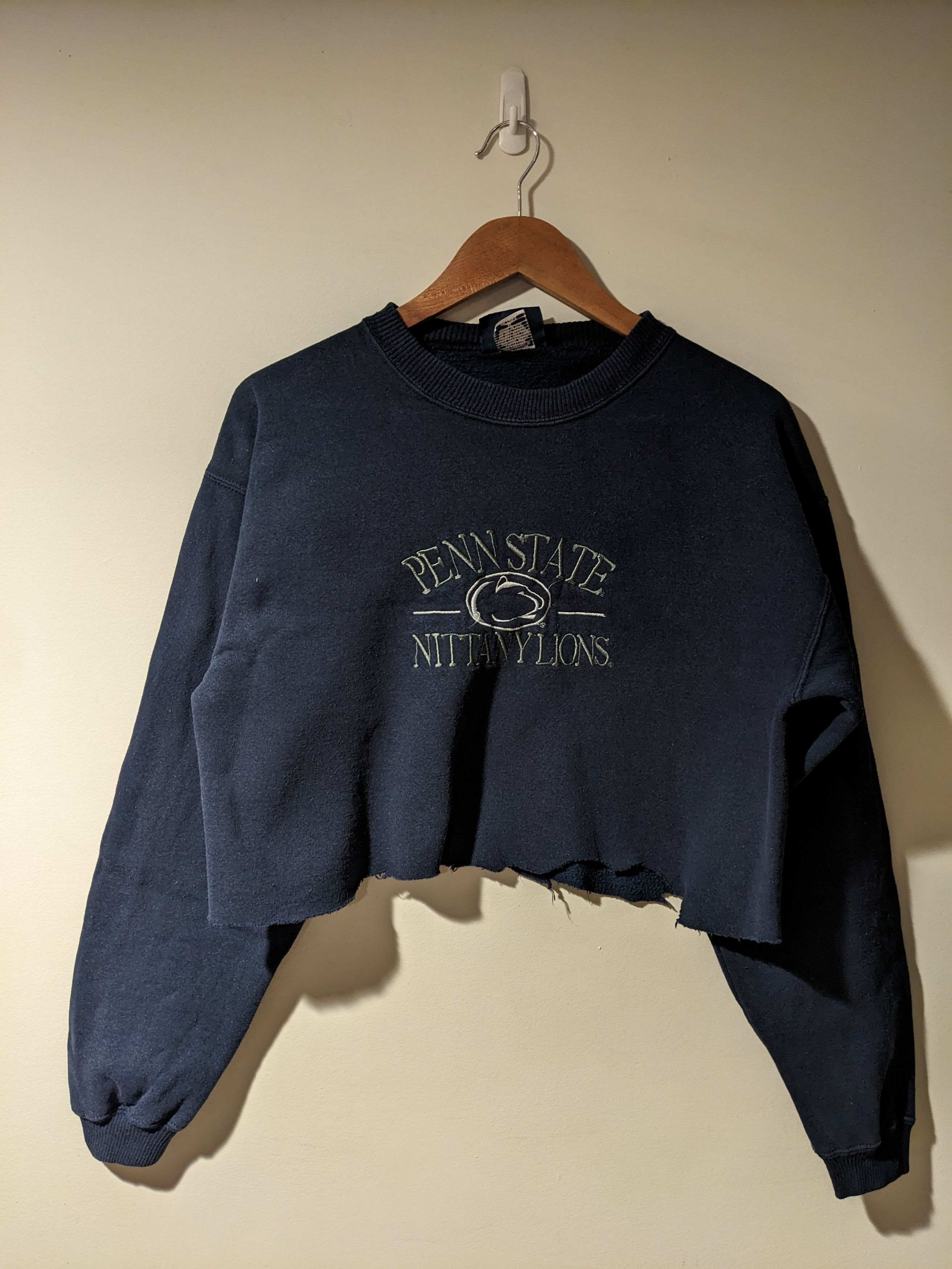 Vintage Vintage 90s Penn State Spell Out Cropped Sweatshirt Size M / US 6-8 / IT 42-44 - 1 Thumbnail
