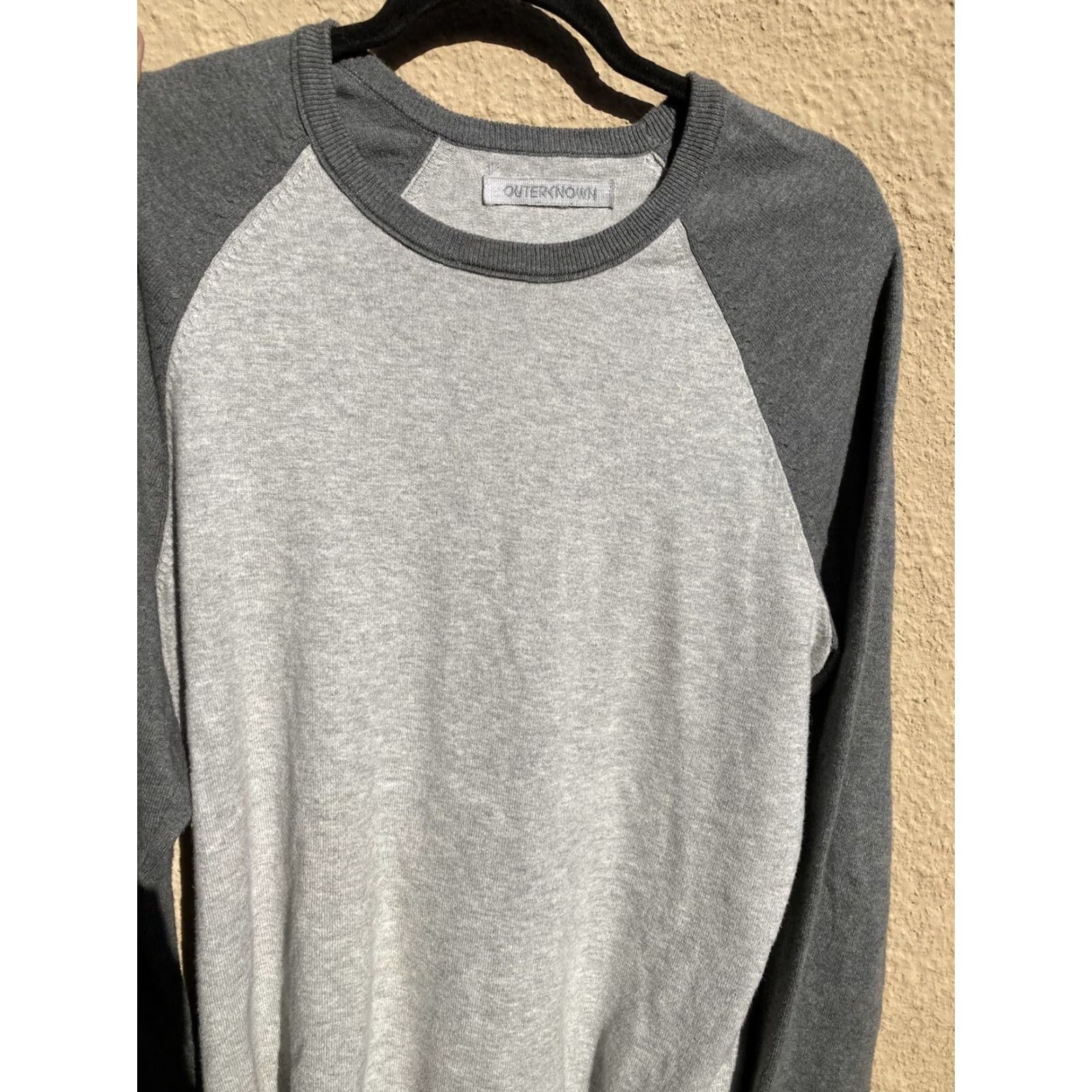 Outerknown Outerknown Gray Crew Neck Sweater S Organic Cotton Lightweight Mens Regular Knit Pullover Easy Care 90s Logo Vintage? No Size US S / EU 44-46 / 1 - 7 Thumbnail