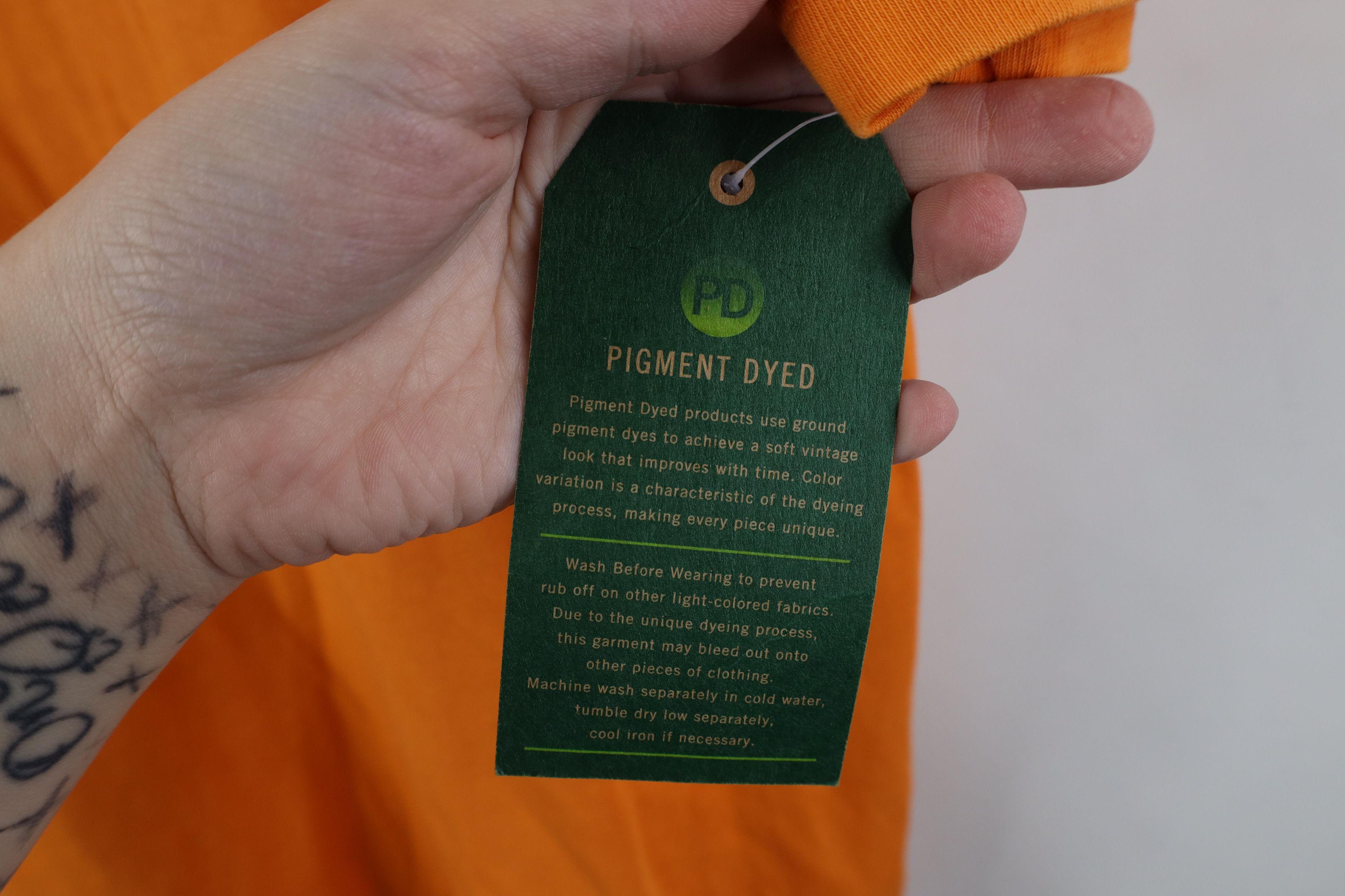 Woolrich Woolen Mills Deadstock Vintage Y2K Woolrich Dye T-Shirt Orange Cotton Size US L / EU 52-54 / 3 - 6 Thumbnail