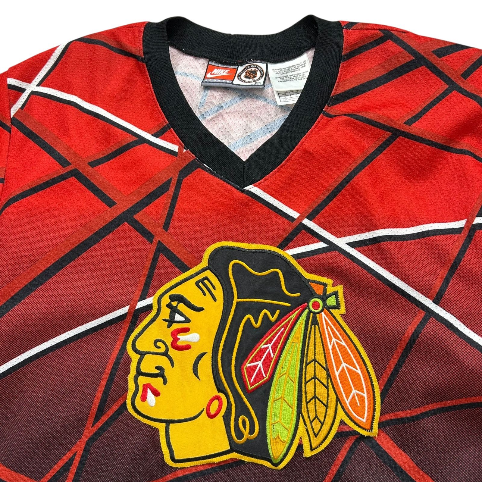 NHL VTG 90s 00s CHICAGO BLACKHAWKS NIKE AOP HOCKEY JERSEY SIZE S Size US S / EU 44-46 / 1 - 2 Thumbnail