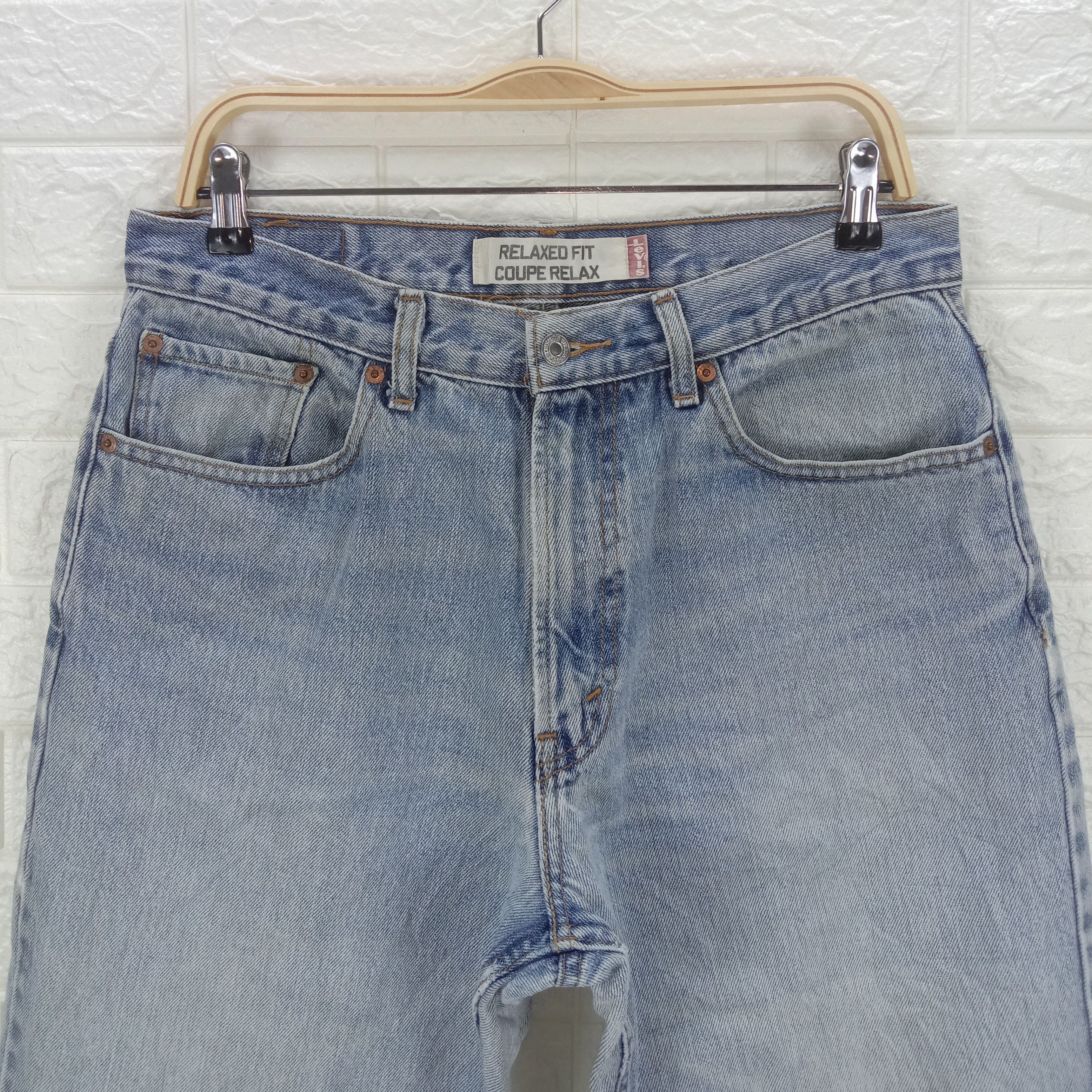 Levi's Vintage Levi's 550 Light Wash Jeans Relaxed Fit Denim Size US 33 - 2 Thumbnail
