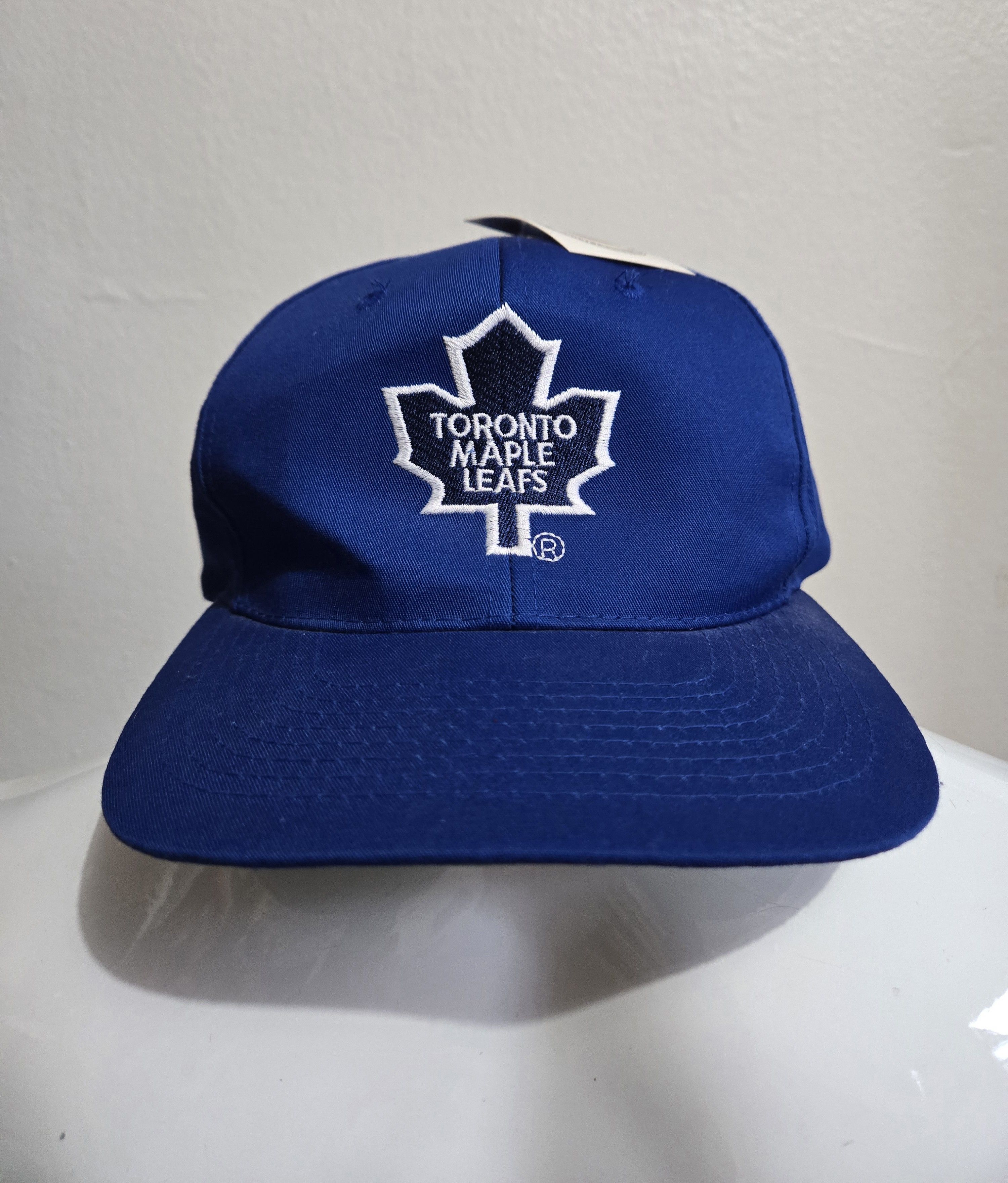 image of VTG 90's Starter Os Toronto Maple Leafs Snapback Hat Cap in Blue, Men's