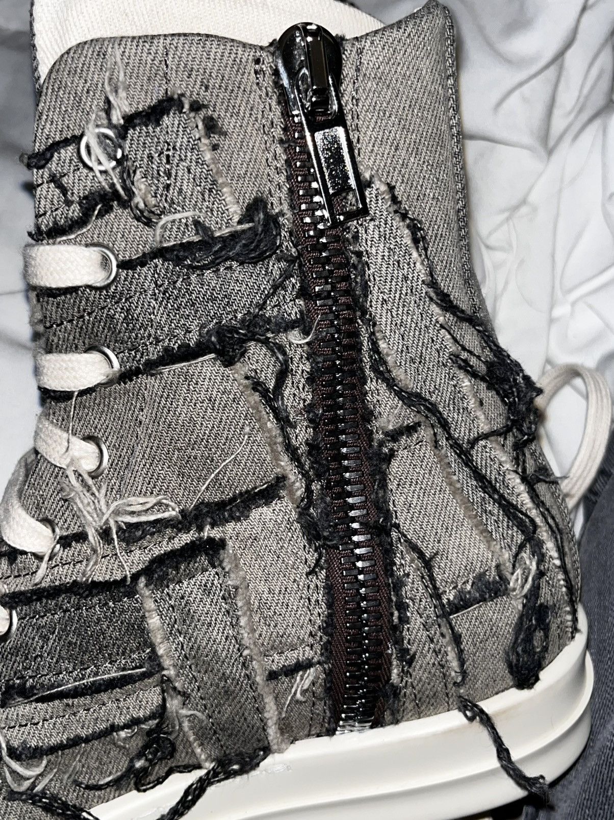 Rick Owens Drkshdw Rick Owen’s DRKSHDW Slashed Denim Size US 7 / IT 37 - 4 Thumbnail